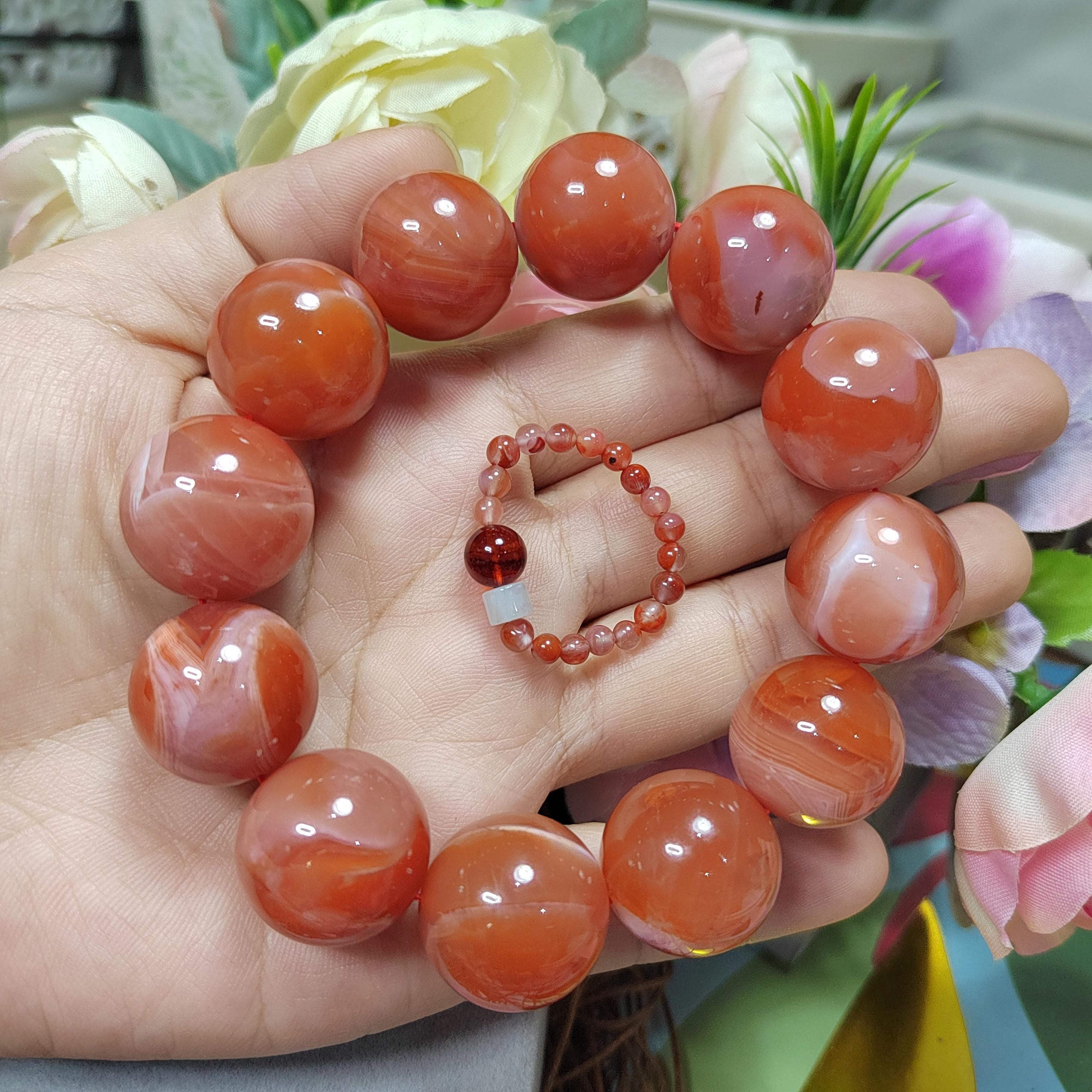 Nanhong Agate Bracelet: Natural Red Silk Agate Beads (19-19.5mm) SL108