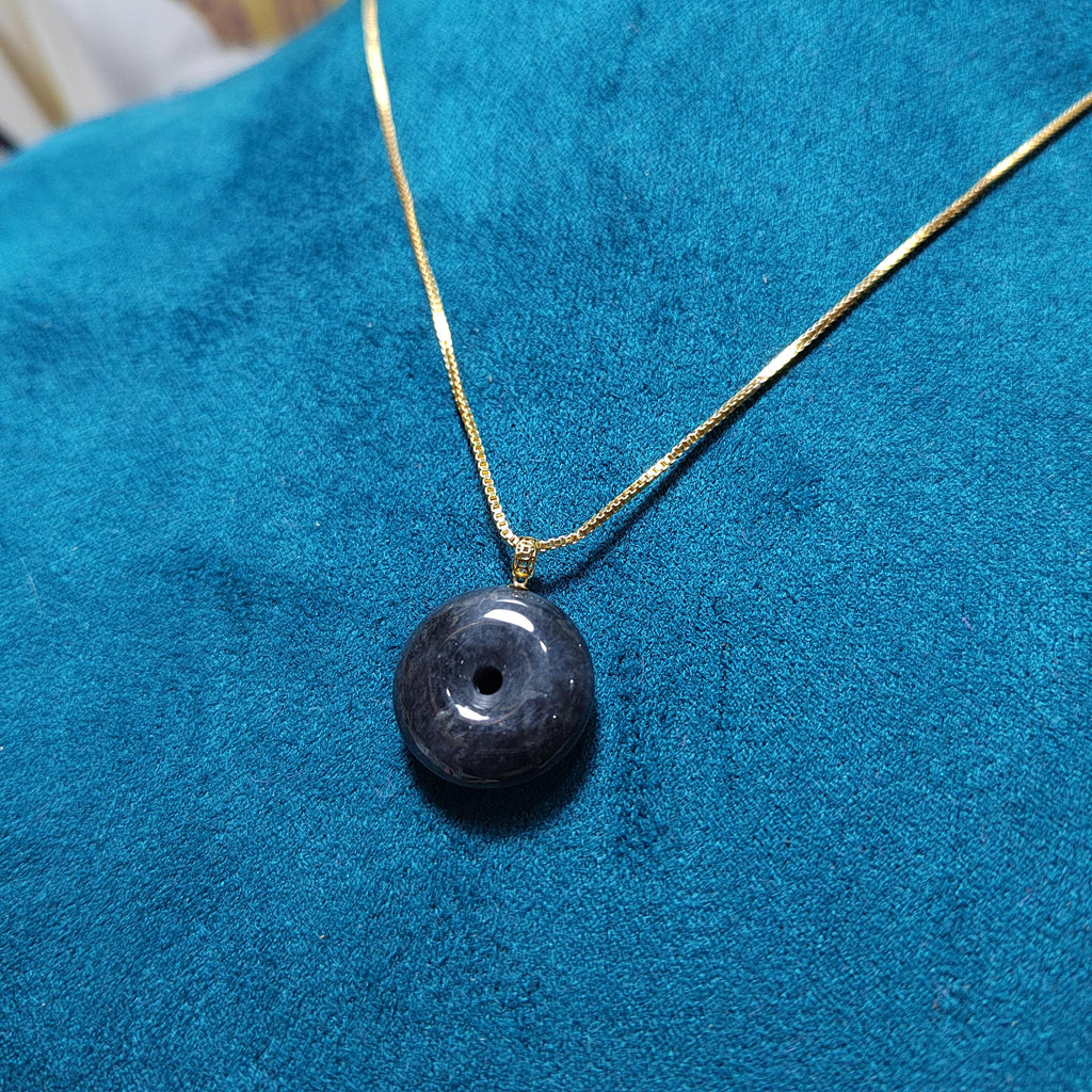 Natural Burmese Certified Untreated Wuji Donut Pendant, 18K Solid Yellow Gold Setting - 乌鸡平安扣 SL027 - SL Precious