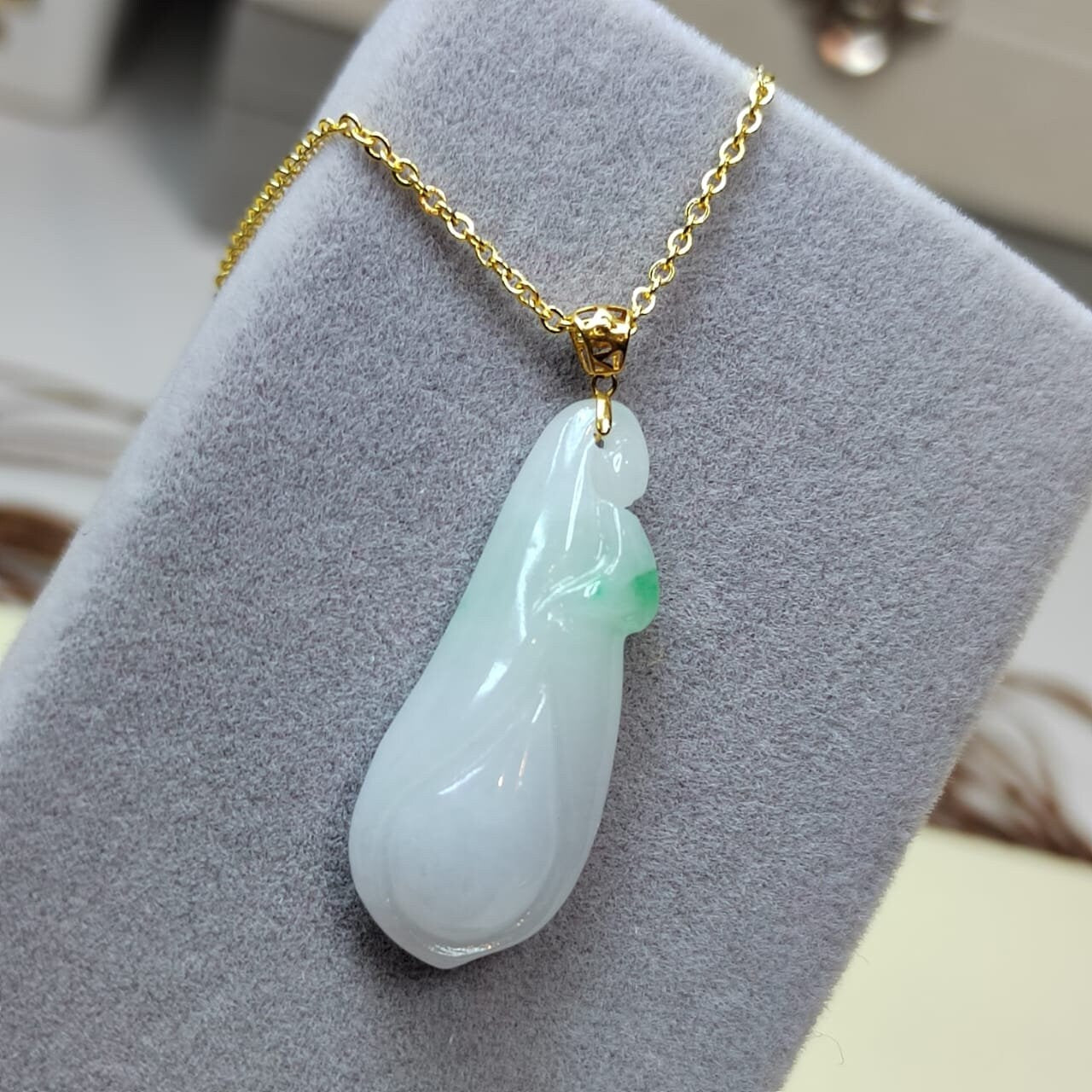 Certified A-Grade Gemstone Women Hand Carved Burmese Green White Flower Jadeite 18K Gold Setting For Her  SL026 - SL Precious