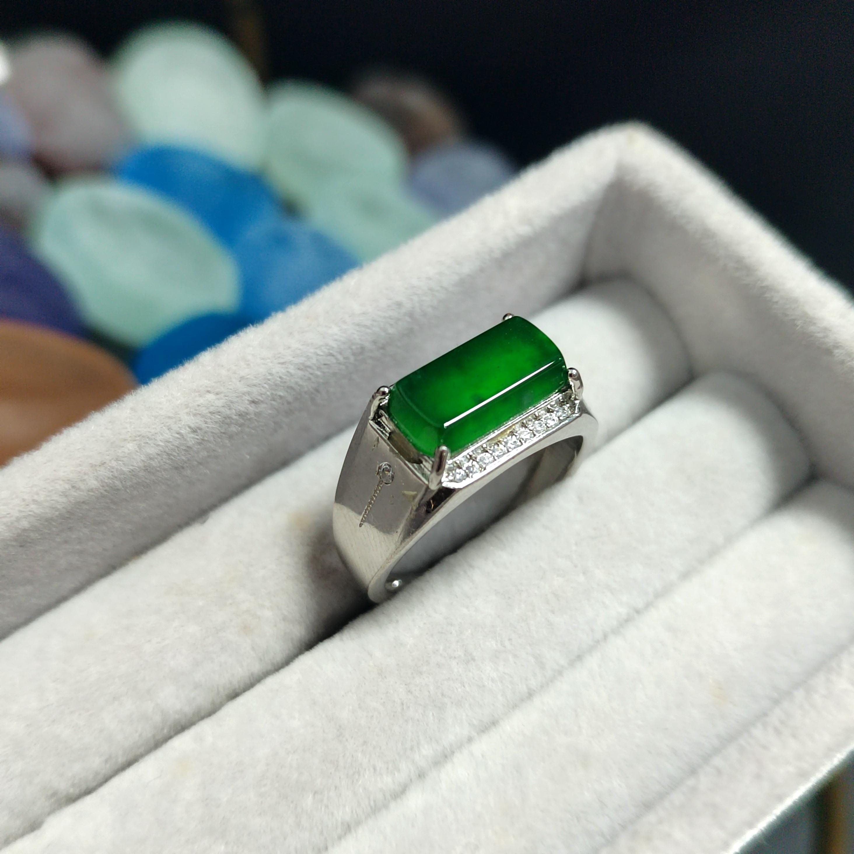 Certified A-Grade Natural Untreated Guatemala Imperial Green Men Ring S925 Sterling Silver Zircon Set SL374
