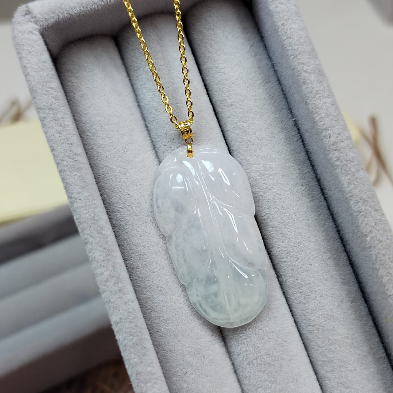 Certified Burmese A-Grade Icy Snow|雪花棉 Leaf Cloud Beautiful Jadeite Pendant 18k Solid Yellow Gold Best Gift For Her, Mom, Wife SL802 - SL Precious