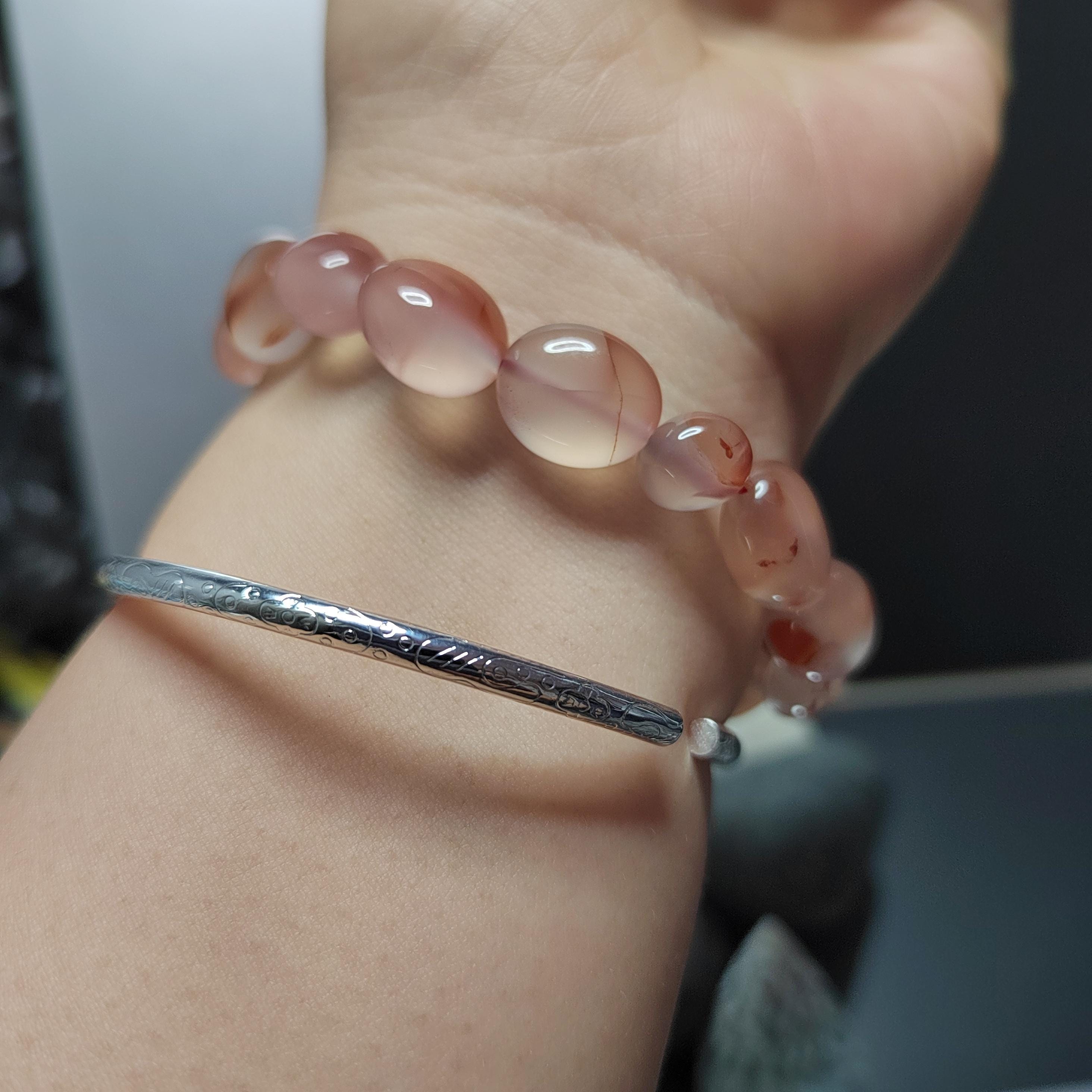 Certified A-Grade Natural Untreated Elegant China Nanhong Agate Yunna Sichuan Jiukou Icy Floating Flower Uneven Cut Bead Bracelet SL277