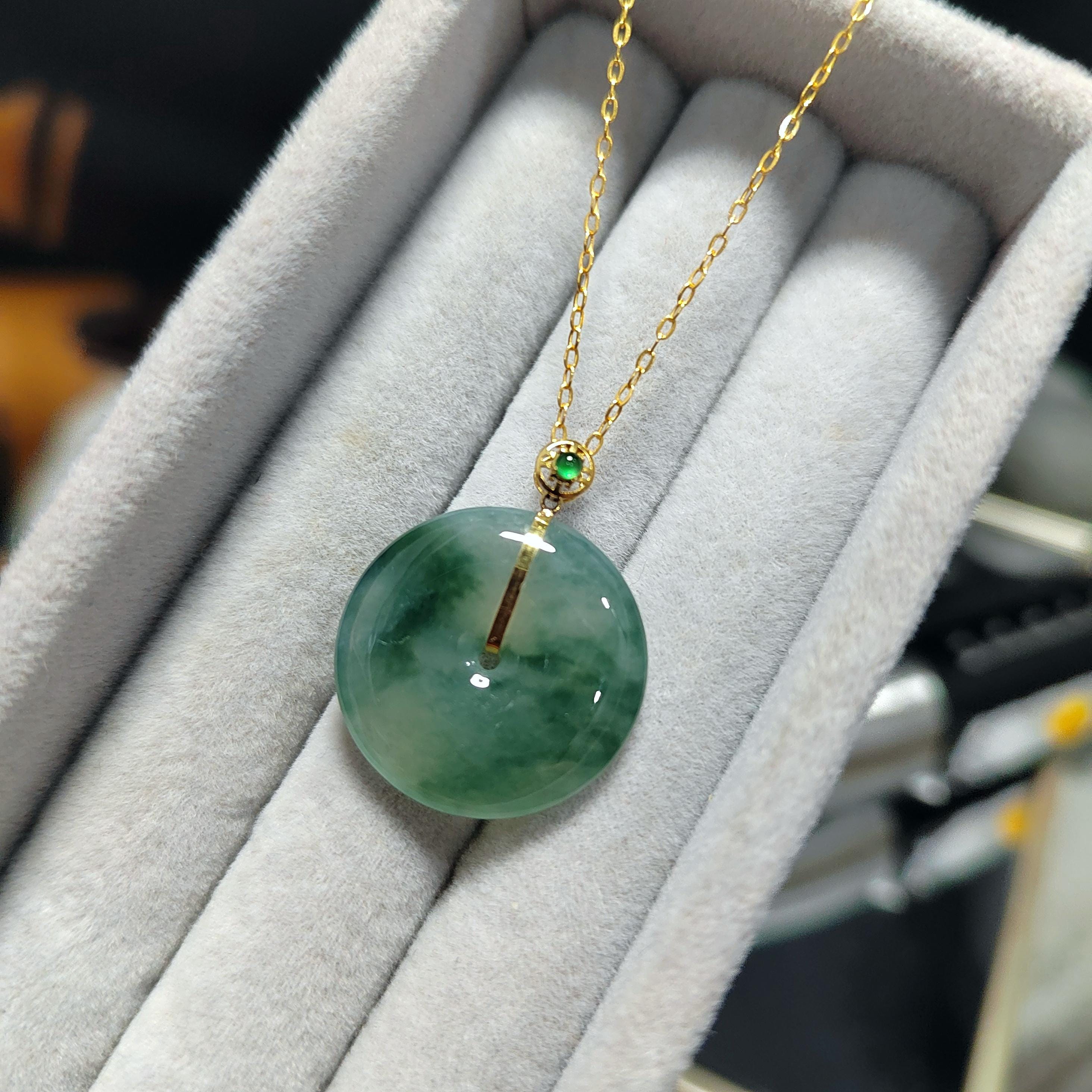 Certified A-Grade Natural Untreated Burmese Dynasty Design Icy Floral Green Donut Jadeite Pendant 冰飘花 G18K SL375