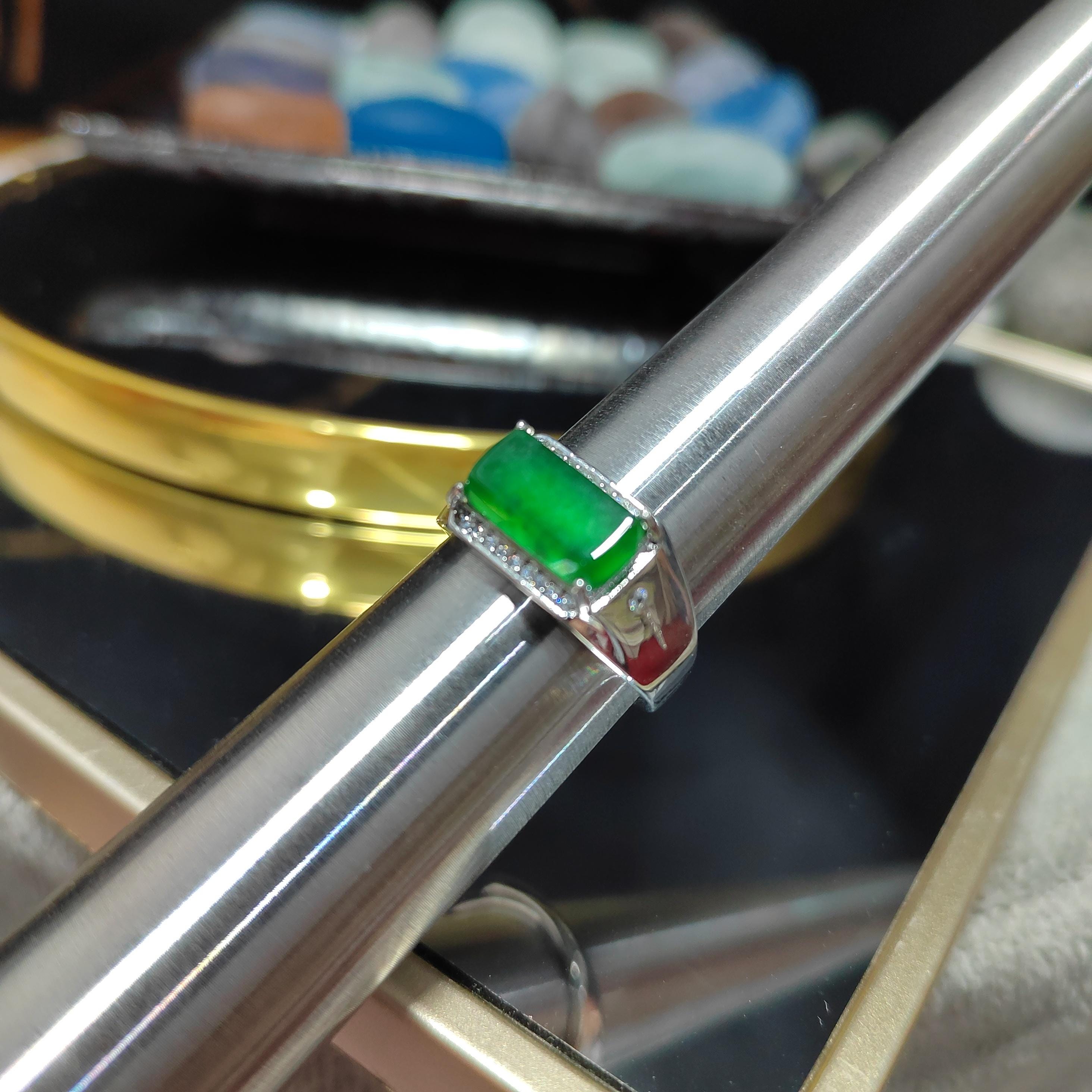 Certified A-Grade Natural Untreated Guatemala Imperial Green Men Ring S925 Sterling Silver Zircon Set SL374