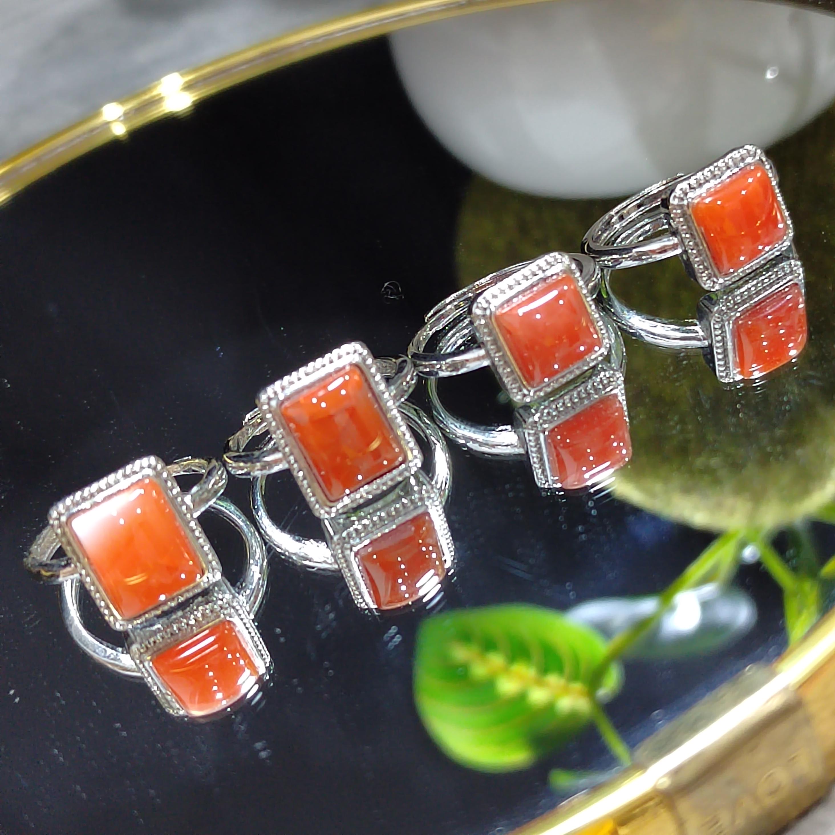 Liangshan Waxi Nanhong Agate Ring: 18K Gold-Plated Brass, Adjustable SL419