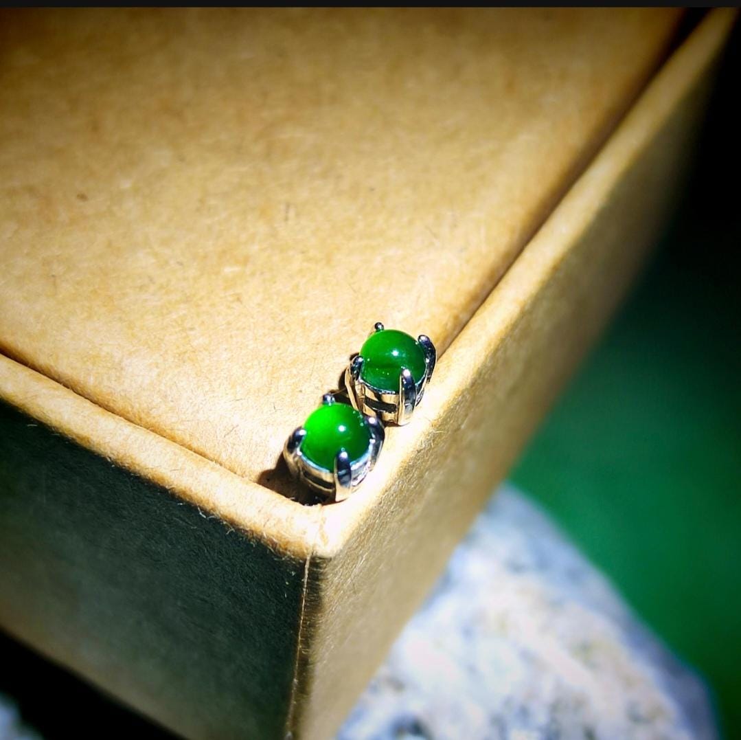 Certified Natural Untreated Burmese Minimalist Simple Stud Imperial Green Jadeite Earrings. S925 Sterling Silver Set SL259X18G SL259X18S - SL Precious