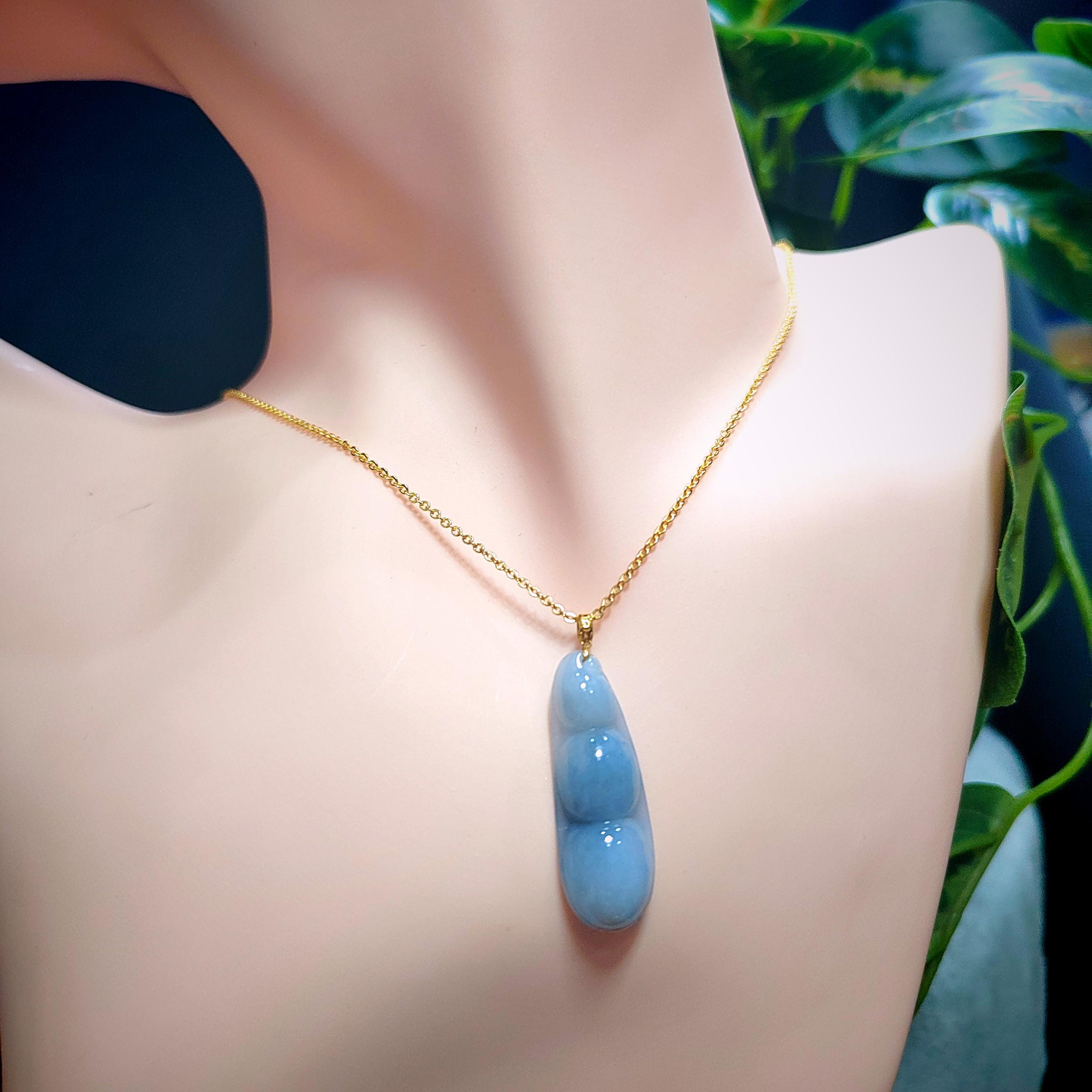 Hand Carved Elegant Rare Purple Icy Lucky Bean 福豆 Shape Jadeite 18K Solid Yellow Gold Setting SL022 - SL Precious