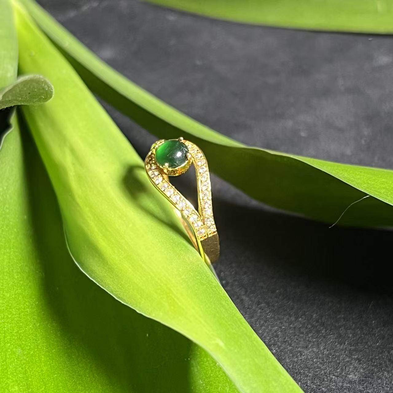 Certified Natural Guatemala Imperial Green Jadeite Minimalist Ring SL377x39