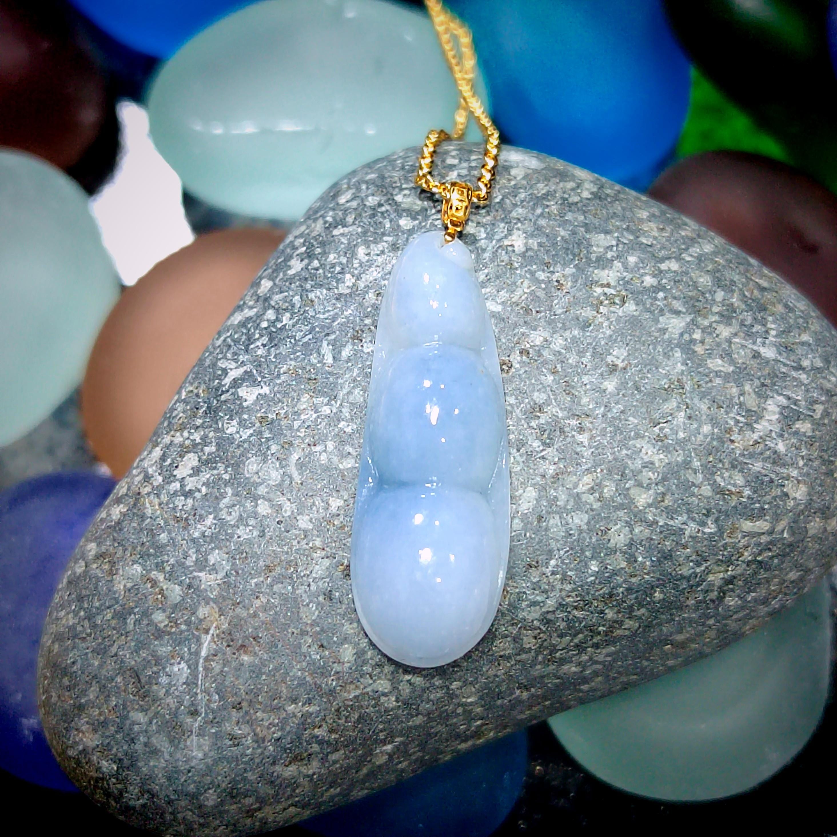 Hand Carved Elegant Rare Purple Icy Lucky Bean 福豆 Shape Jadeite 18K Solid Yellow Gold Setting SL022 - SL Precious