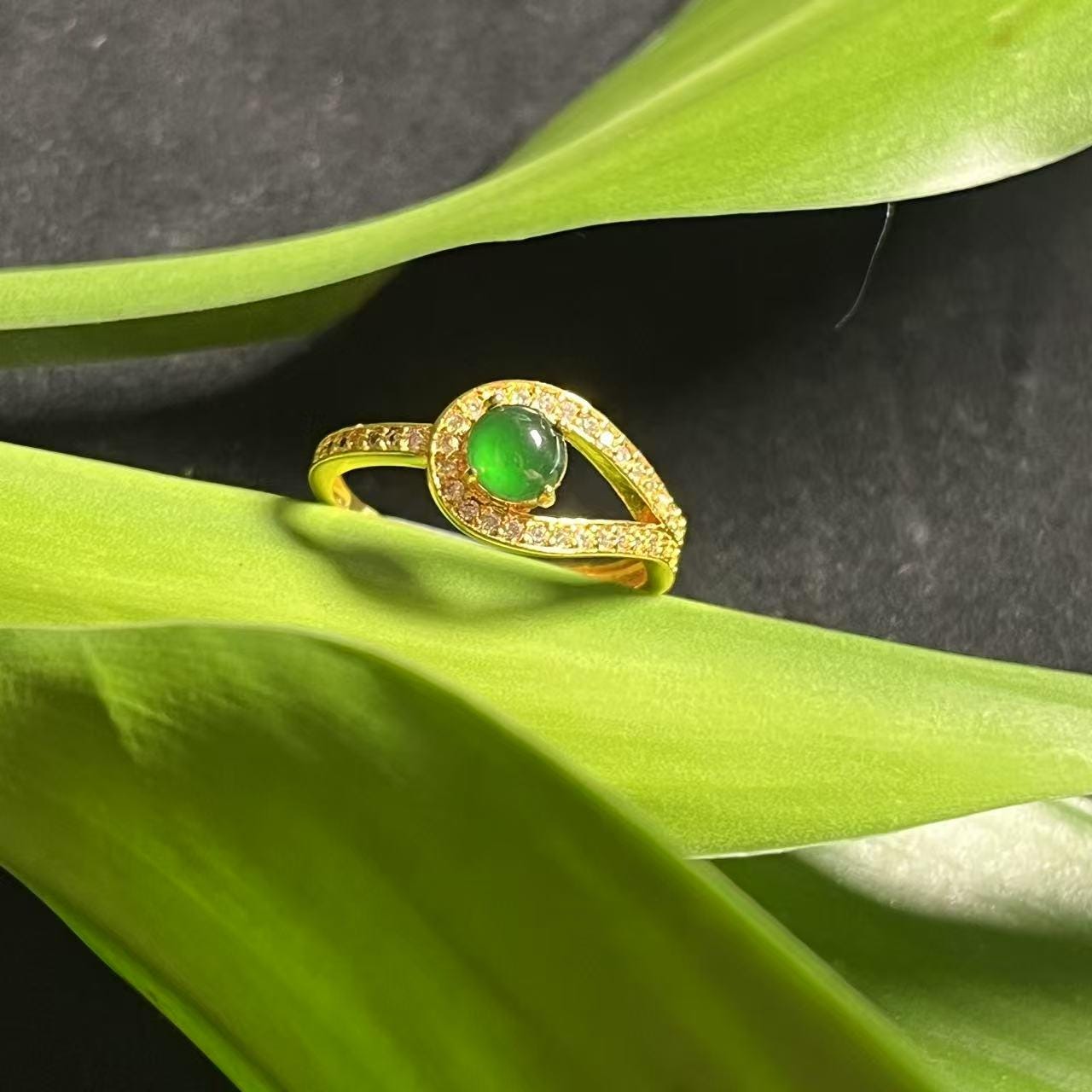Certified Natural Guatemala Imperial Green Jadeite Minimalist Ring SL377x39