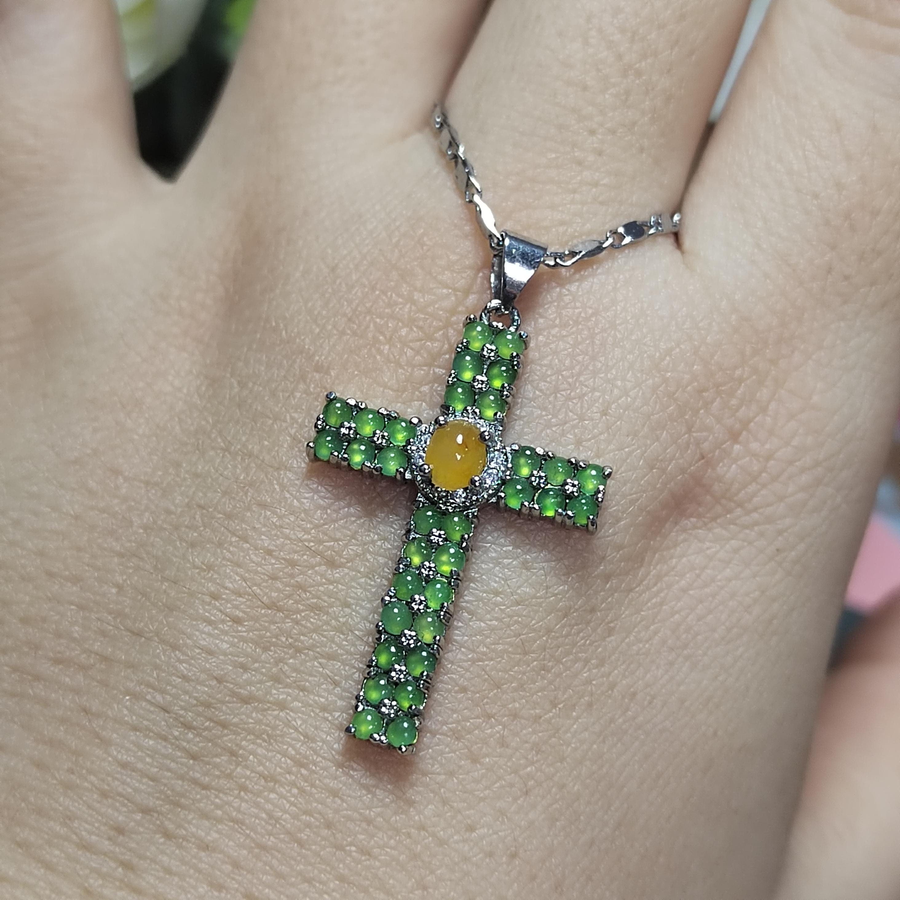 Certified Beautiful Gemstone A Grade Burmese Natural Apple Green/Yellow Jadeite Cross 925 Untreated Christian Cross Jewelry Gifts SL058