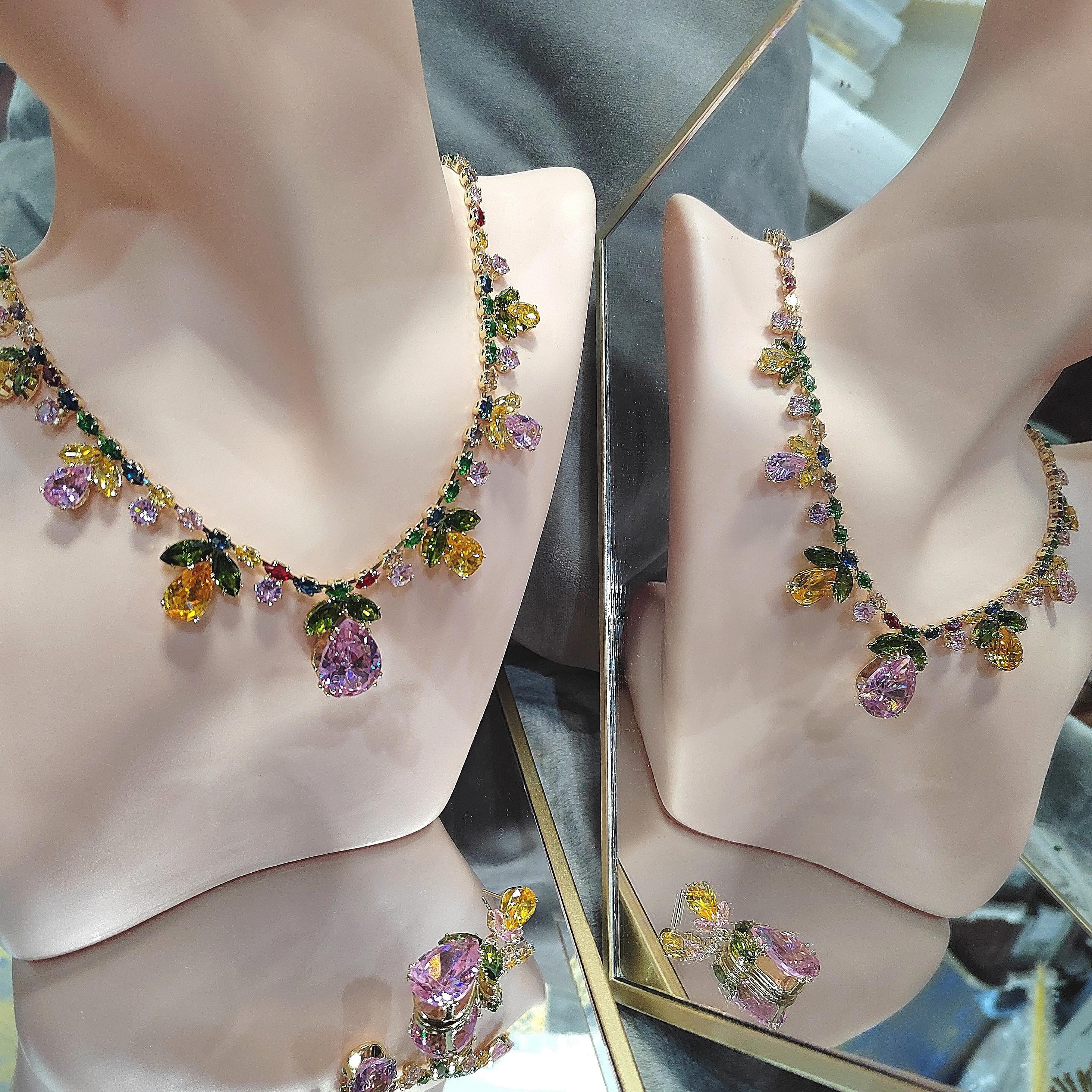 Zircon Flower Leaf Jewelry Set: Teardrop Necklace & Earrings SL153 - SL Precious