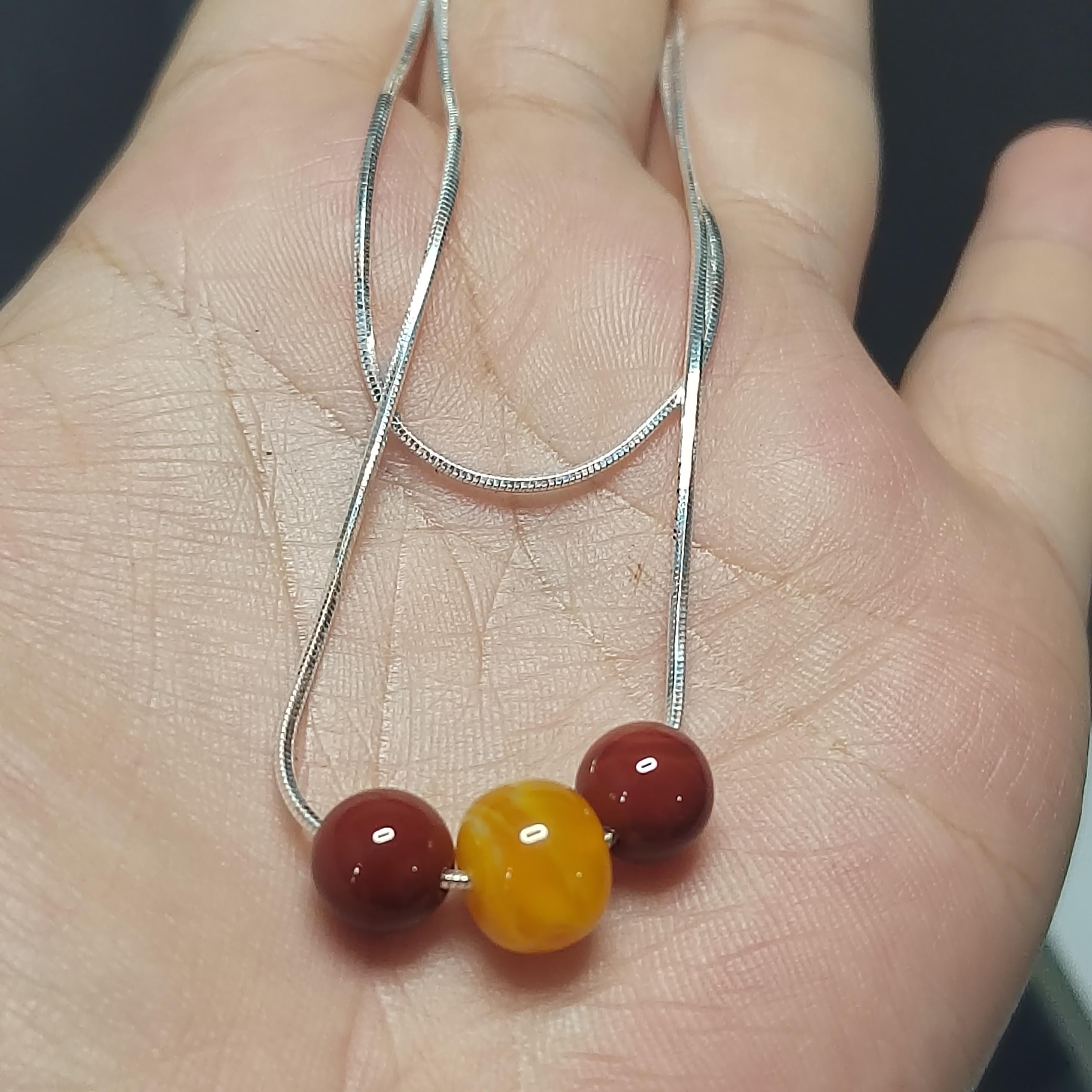 Natural Barrel Russian Beeswax Amber & China Ox Blood Nanhong Agate Round Beads Minimalist Jewelry SL331