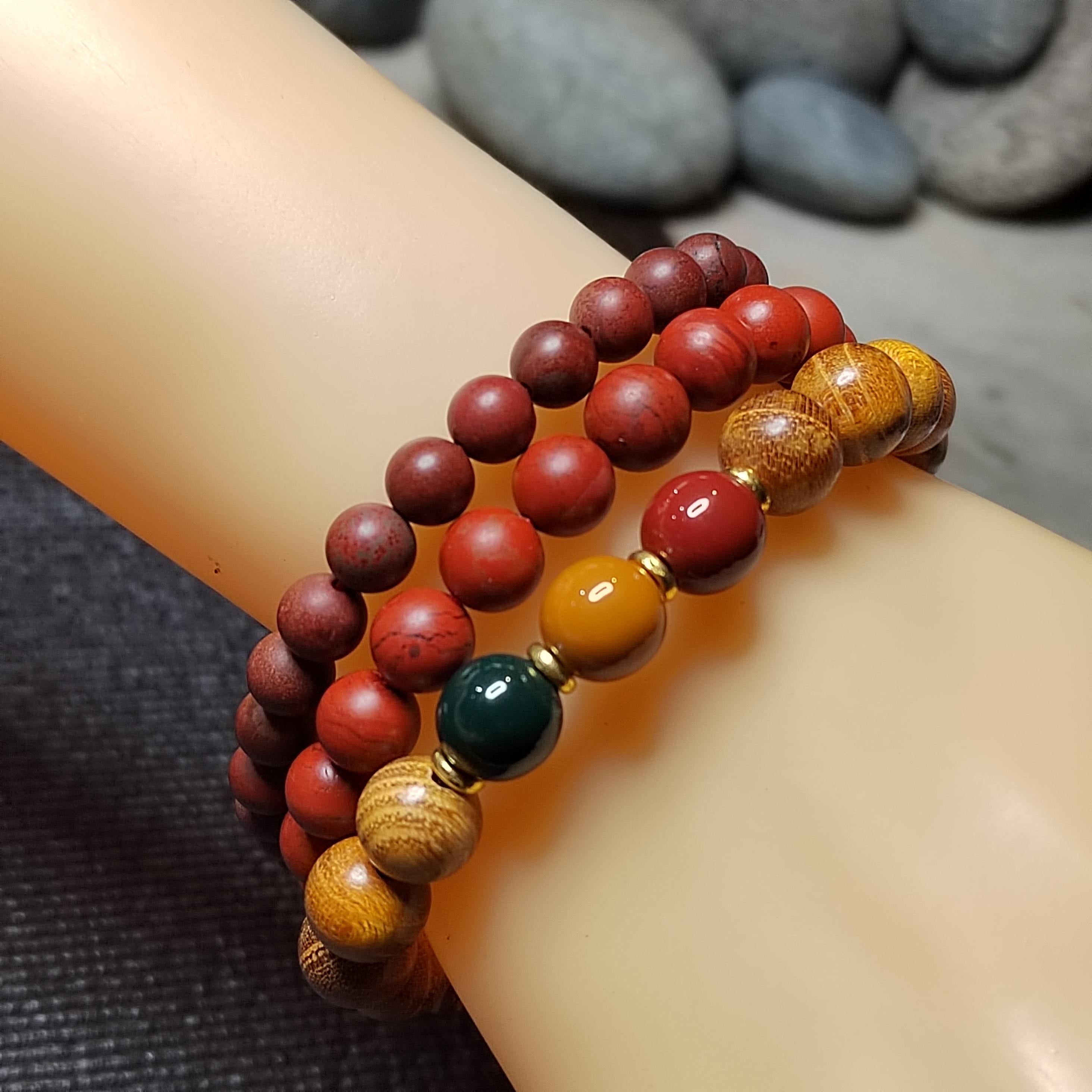 Certified Wujia South Red Agate Bracelet Set: Sandalwood & Resin Accents SL414