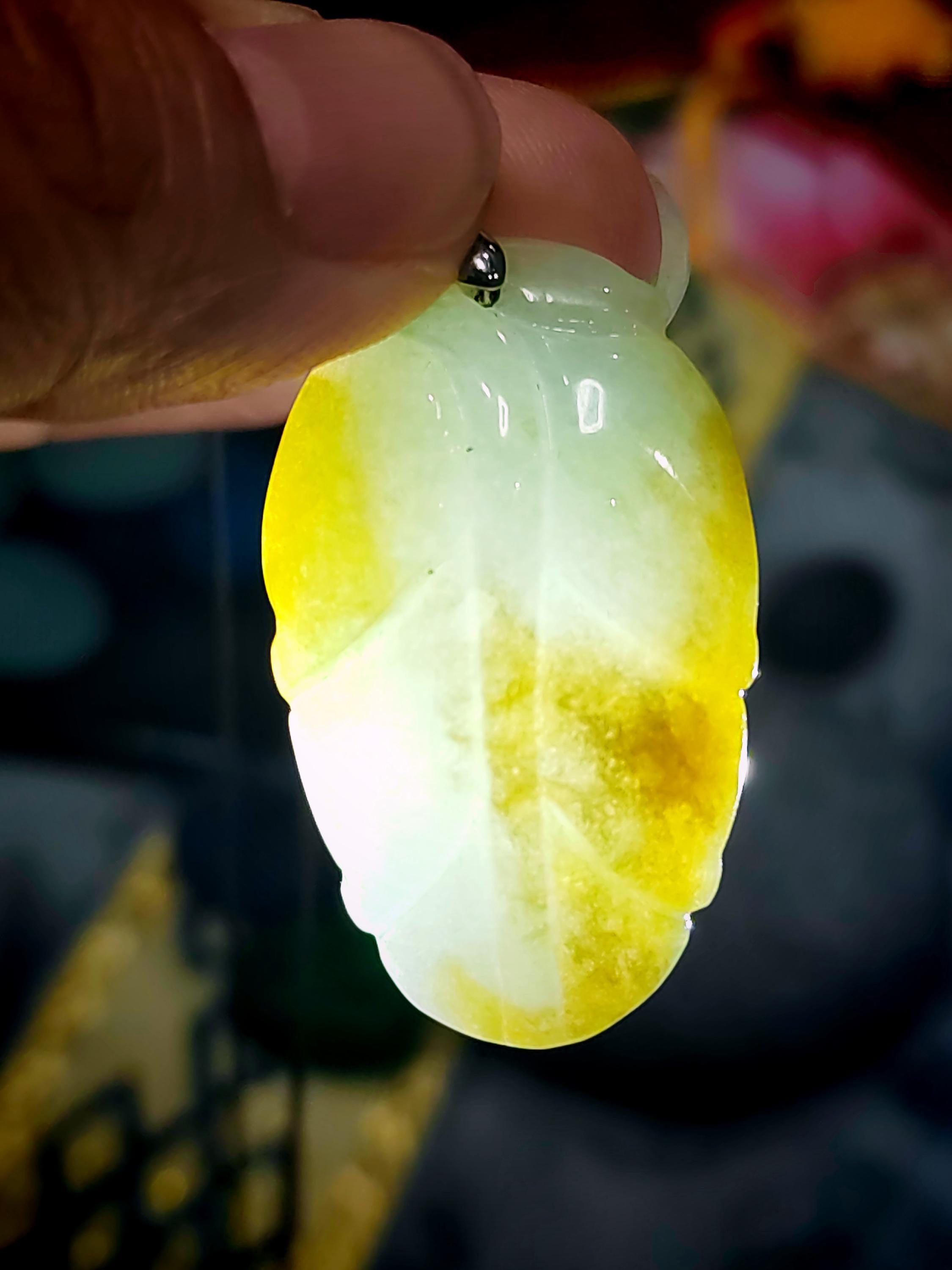 Luxurious Yellow Jadeite Leaf Pendant - Exquisite Panther Bail, 925 Sterling Silver Plated with 18K White Gold SL8000 - SL Precious