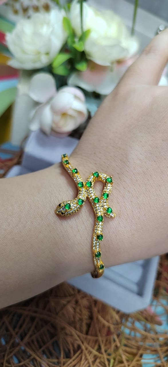Luxury Snake Design S925 Silver Bangle | Imperial Green Jadeite | 18K Gold Plated SL065 - SL Precious