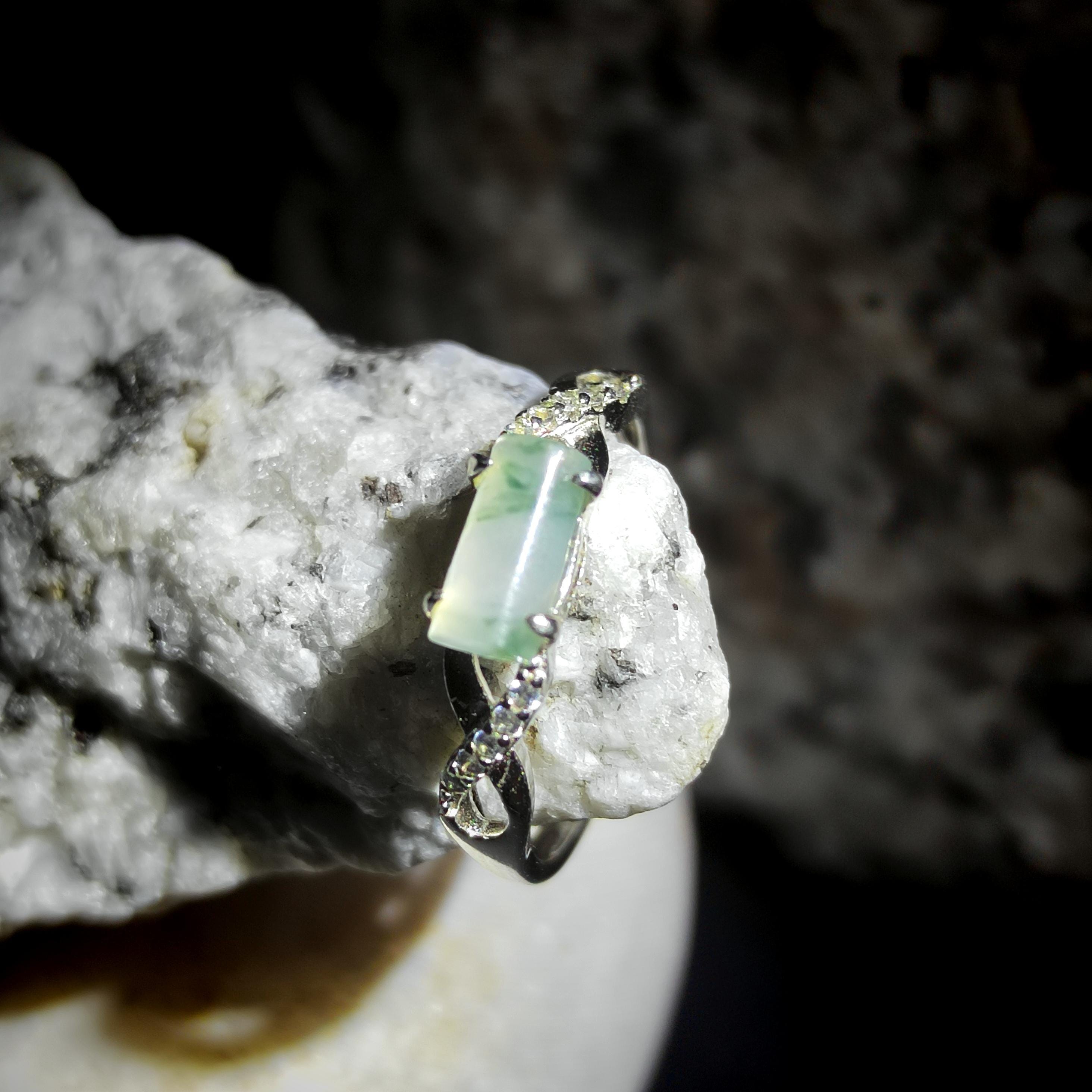 Certified A-Grade Natural Untreated Burmese Cylinder Icy White Green 白里飘花 S925 Minimalist Design Ring SL252X11 - SL Precious