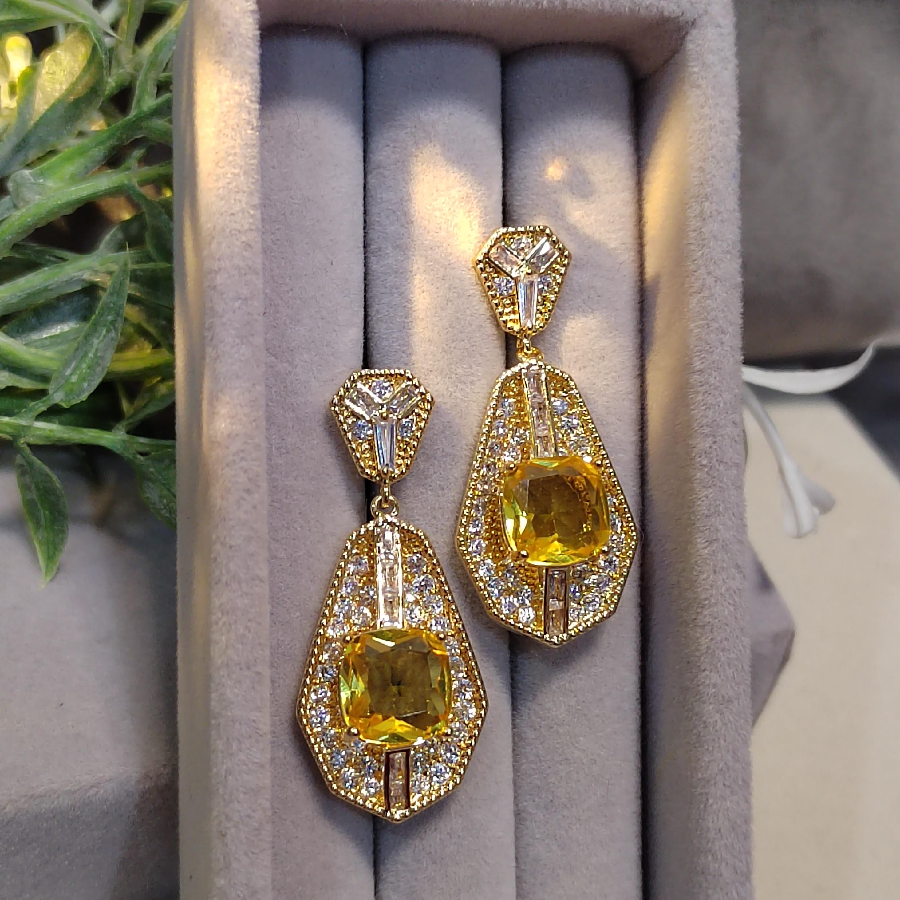 Real Gold Plated Stud Zircon White Yellow Luxury Elegant Earring Party, Anniversary, Wedding, Casual SL157 - SL Precious