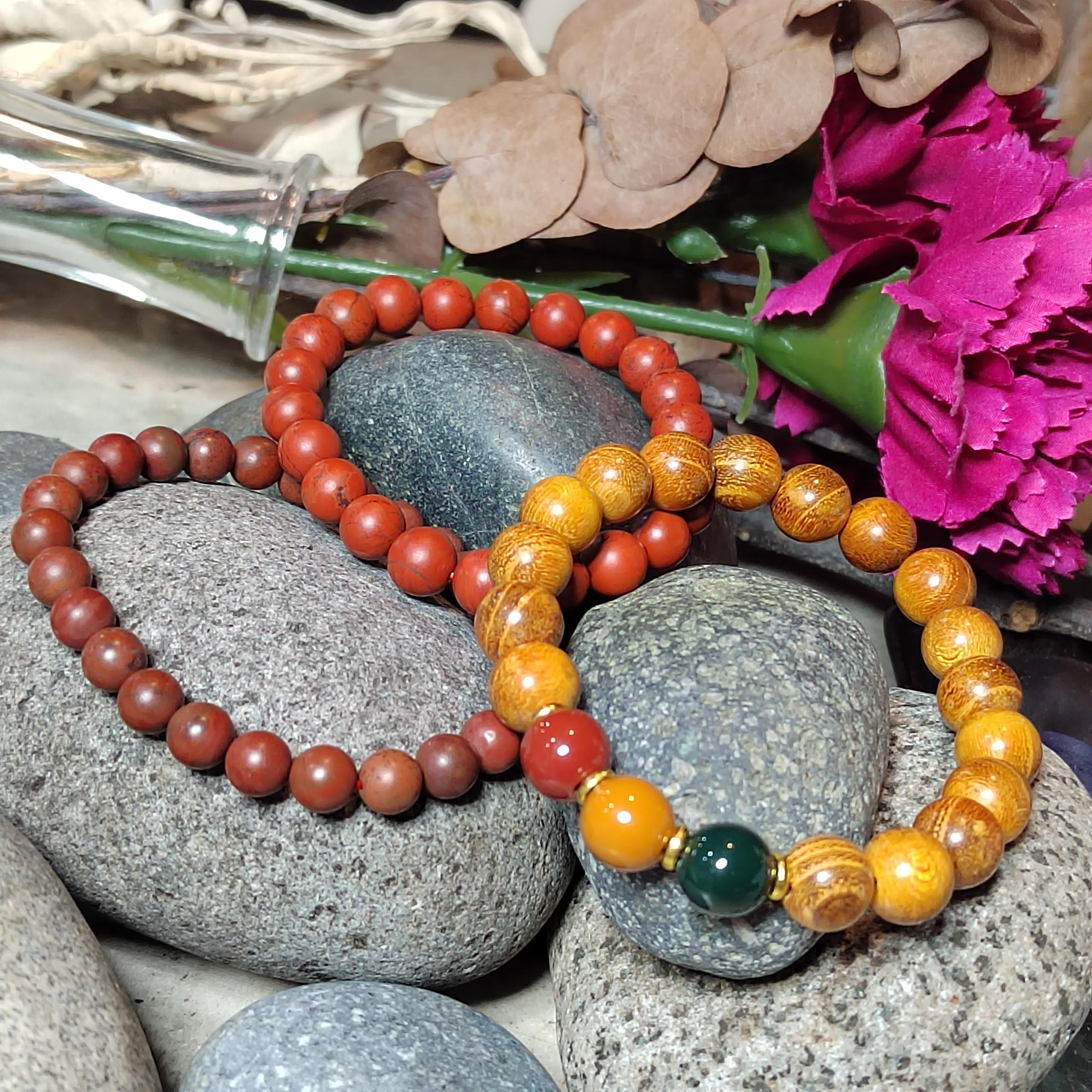 Certified Wujia South Red Agate Bracelet Set: Sandalwood & Resin Accents SL414