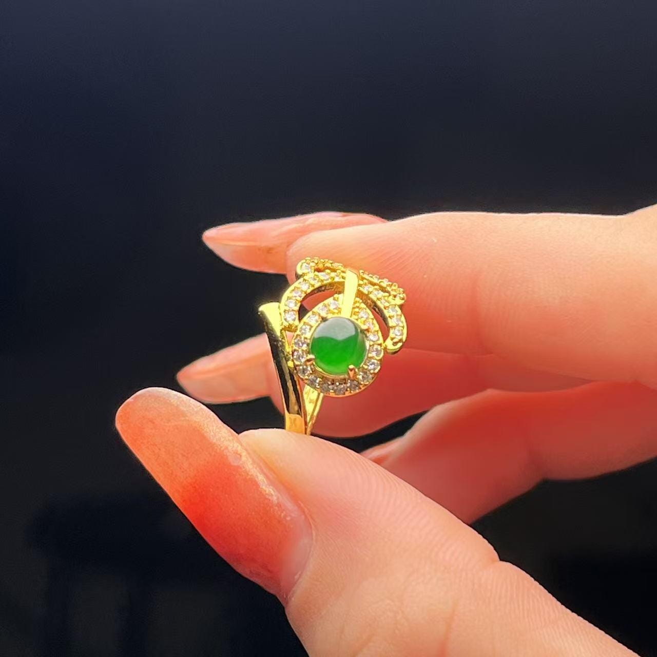 Type A Jadeite Gold Ring – Teardrop Green Gem – Certified 3.44g – Elegant Halo Design – Gift Jewelry for Her SL431/100