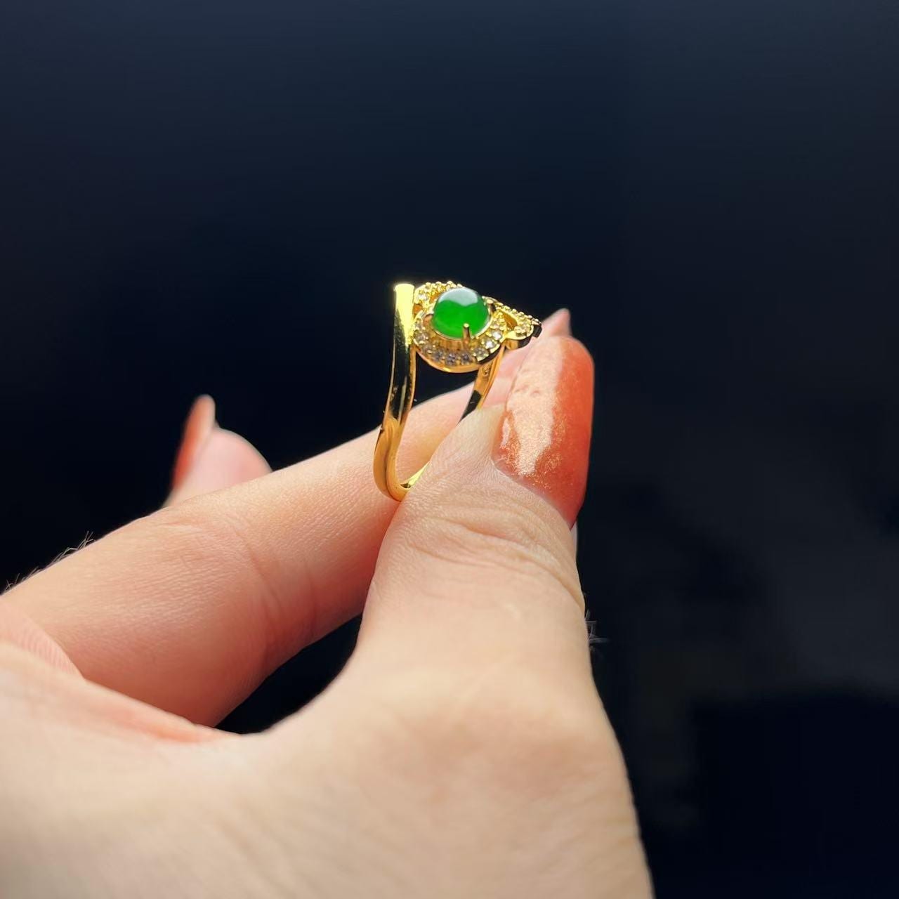 Type A Jadeite Gold Ring – Teardrop Green Gem – Certified 3.44g – Elegant Halo Design – Gift Jewelry for Her SL431/100