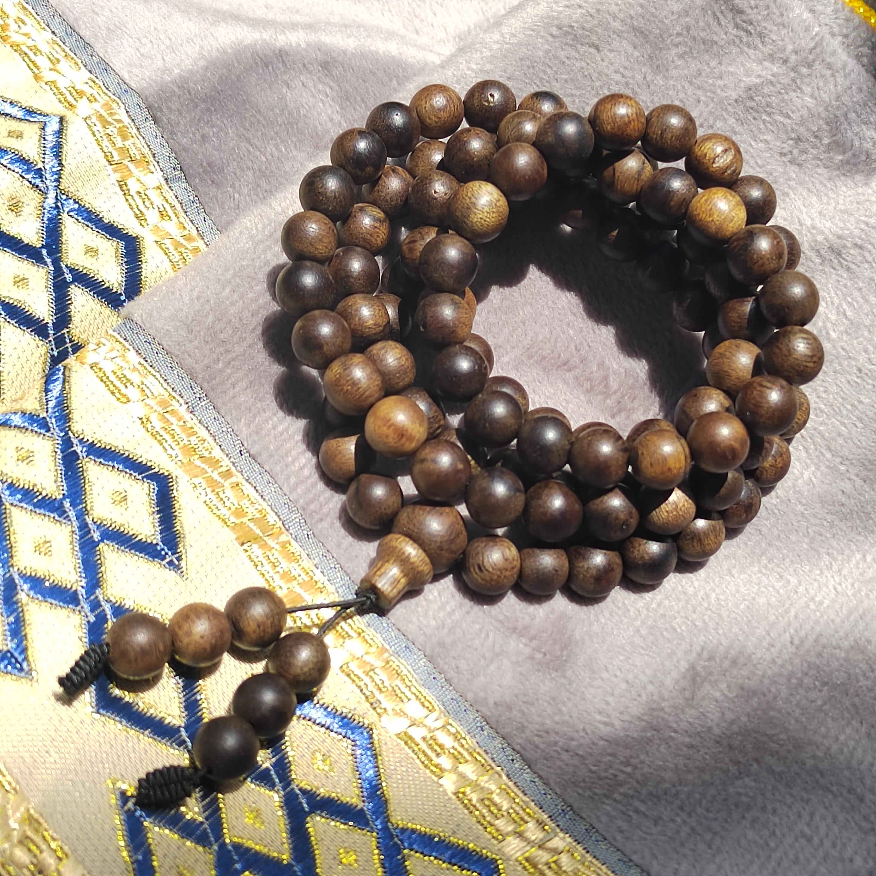 108 Beads Vietnam Green Sandalwood Mala | Strong Woody Aroma Prayer Beads | Meditation Necklace for Panwan  SL439