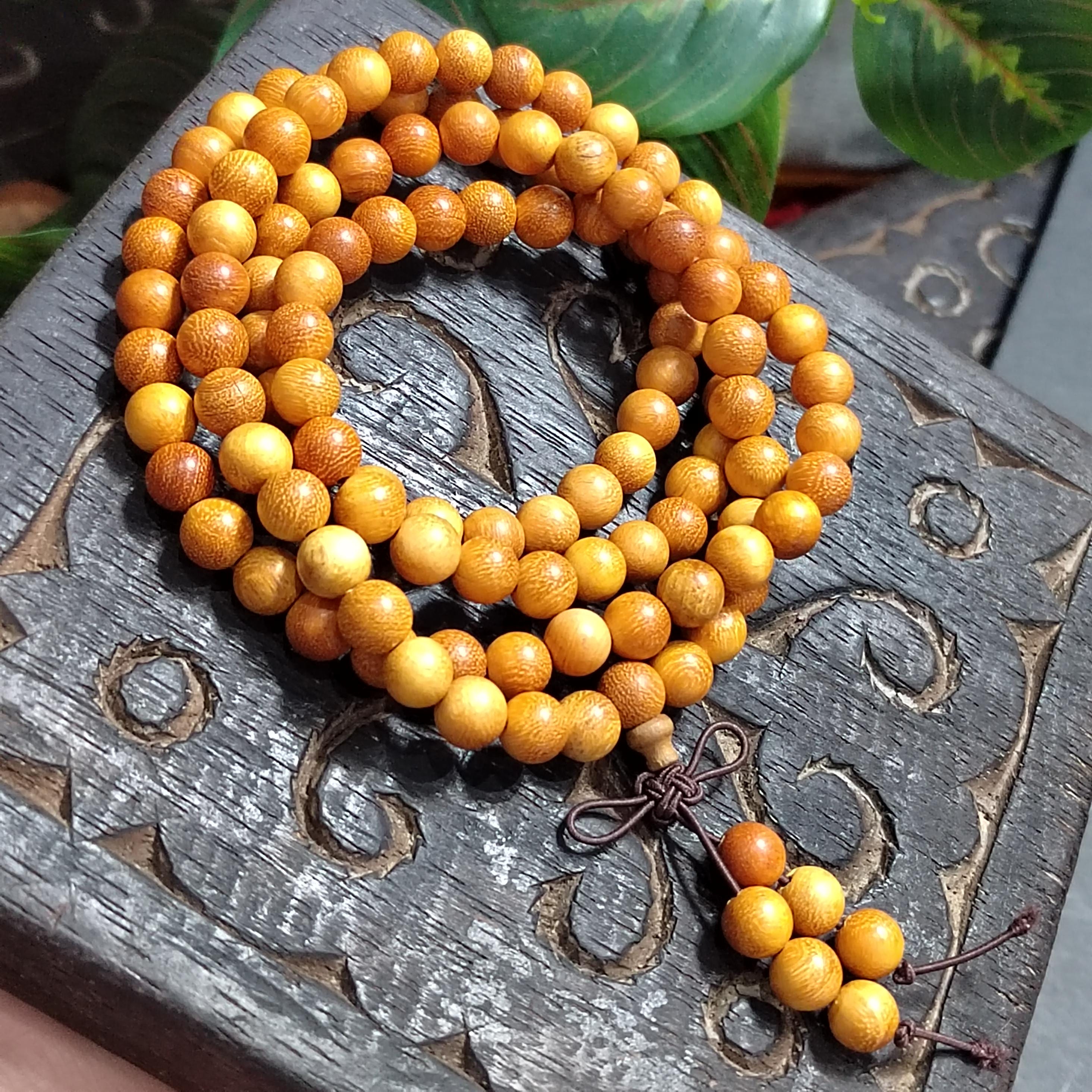108 Beads Vietnamese Agarwood Mala – Golden Hue Cultivated Oud | Fruity Woody Aroma Meditation Necklace SL435A