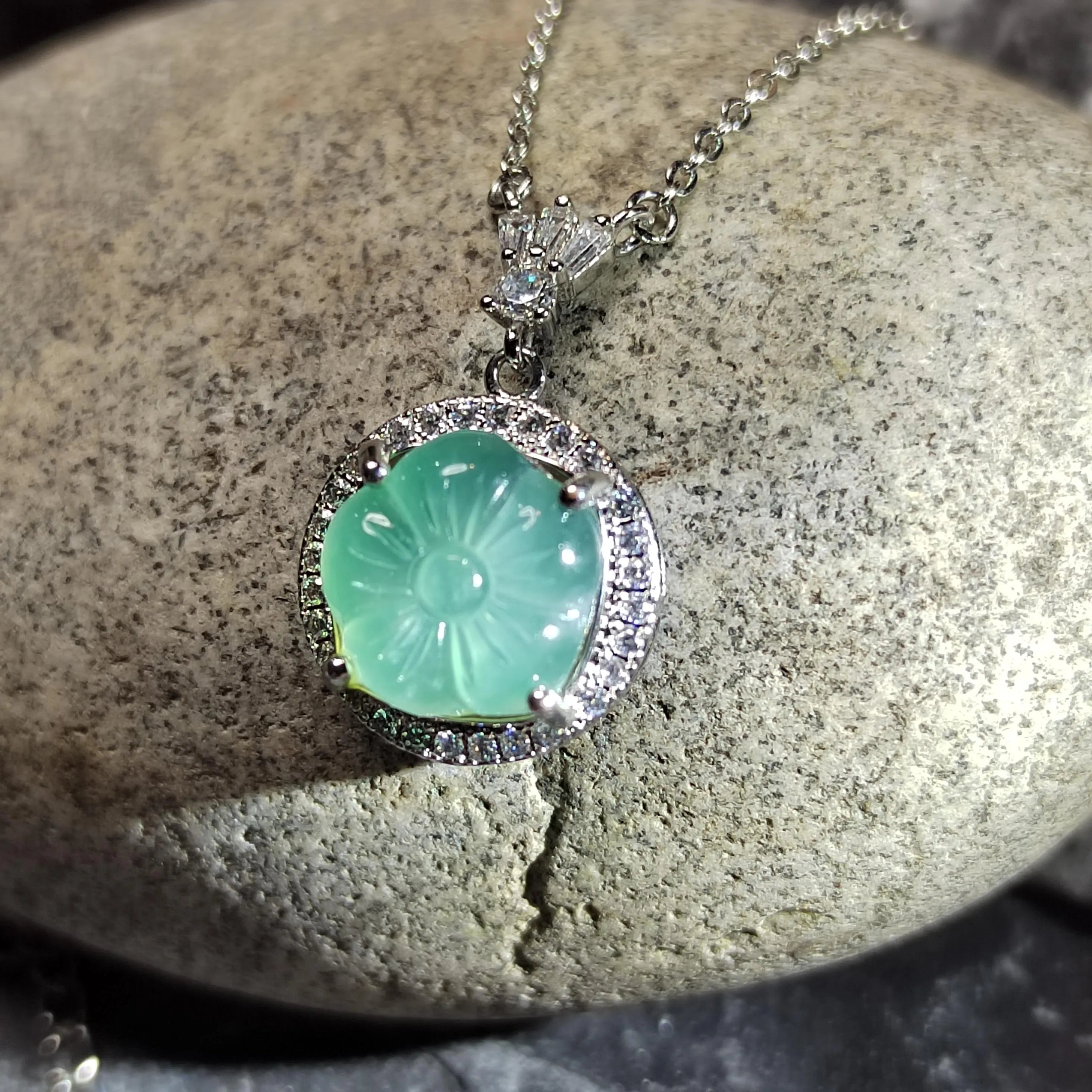 Certified A-Grade Guatemala Jadeite Flower Pendant Necklace | Elegant Minimalist Design with Zircon | S925 Sterling Silver | SL362B SL Precious