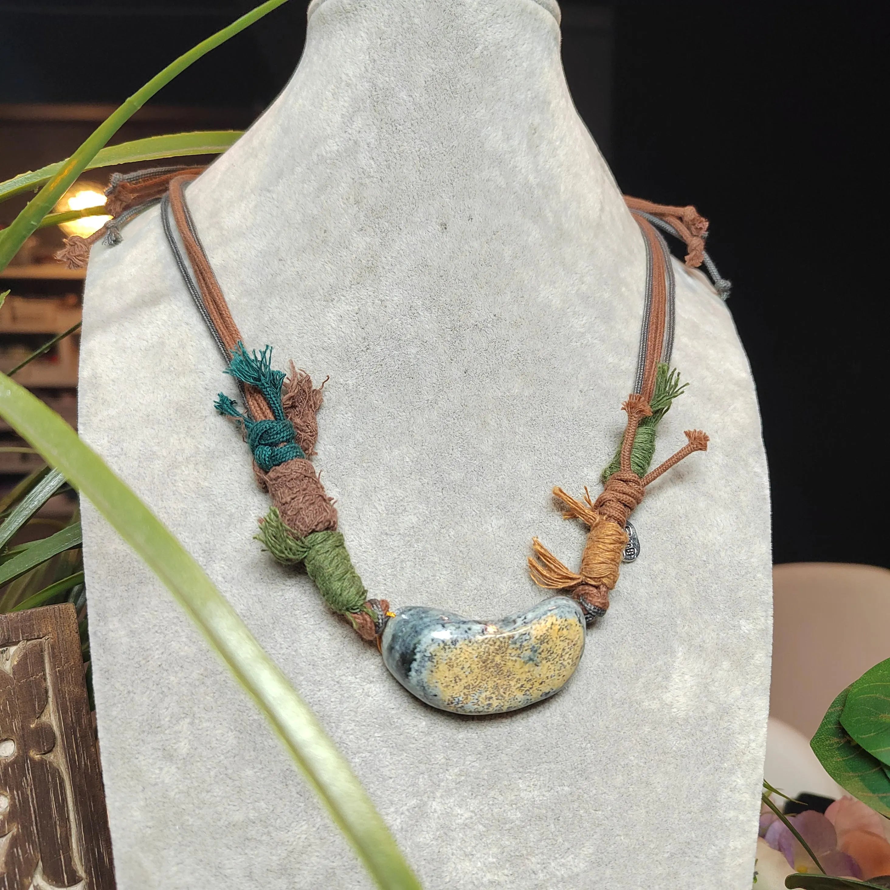 Certified Handmade 2‑Ways Design Pendant Necklace & Bracelet 段树林河磨玉枕头水草 | SL513 SL Precious