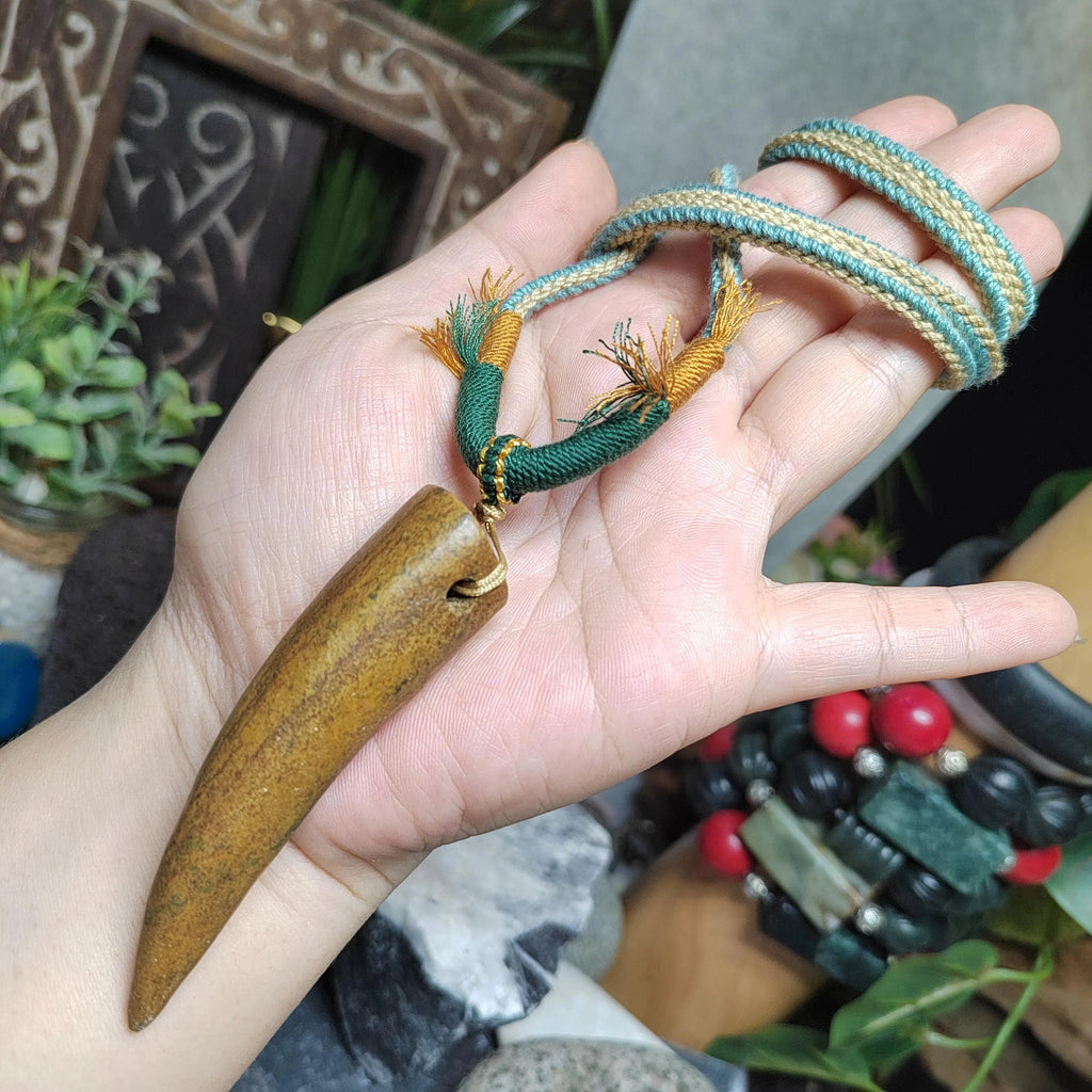 Certified Natural Old Skin Yellow Brown Hemo Jade Crescent Fang Design Pendant Necklace Bracelet 河磨玉老油黃皮月牙设计 | SL486 SL Precious