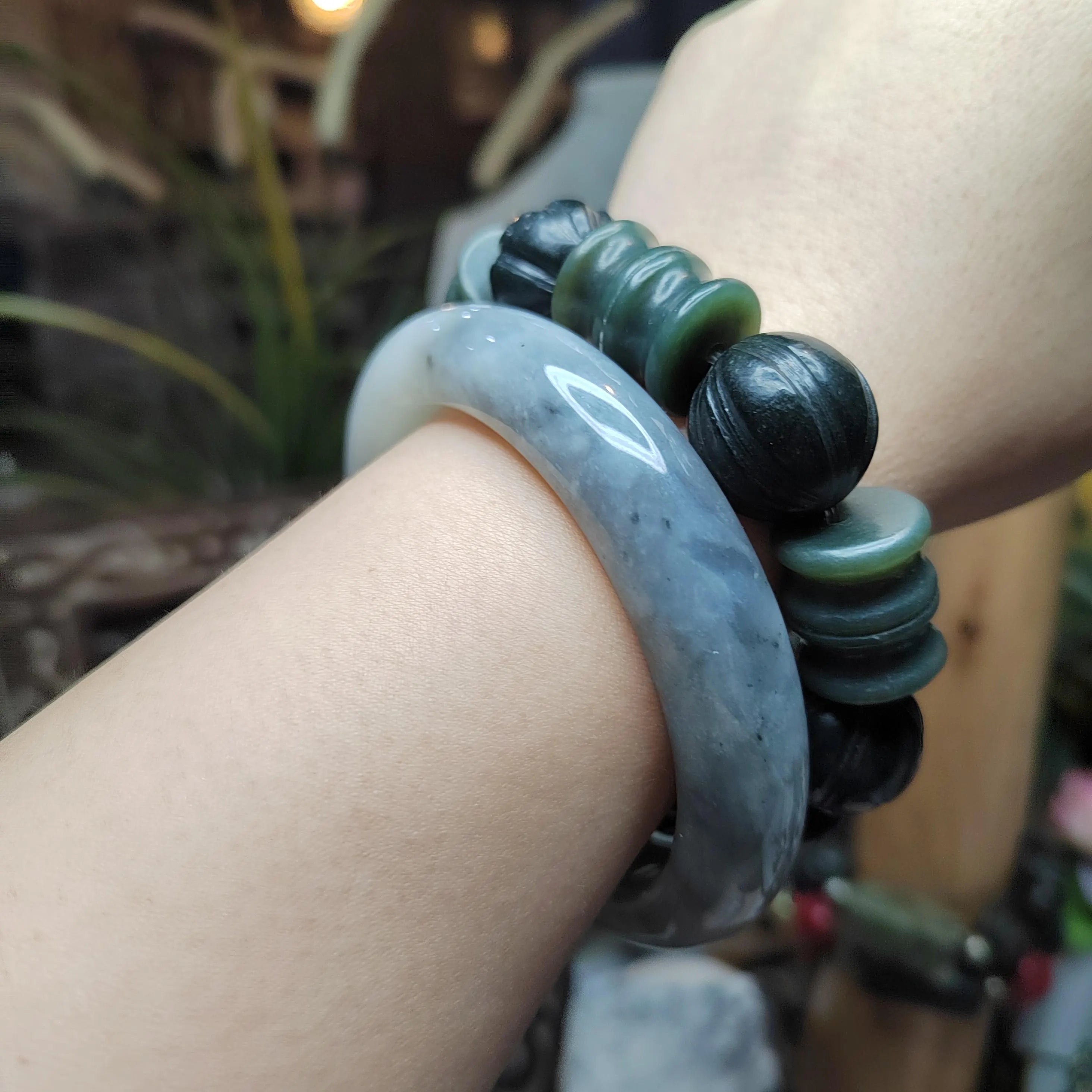 Certified Natural Xiuyan Jade Bangle | White‑Grey Floating Flower (64mm) SL178 SL Precious