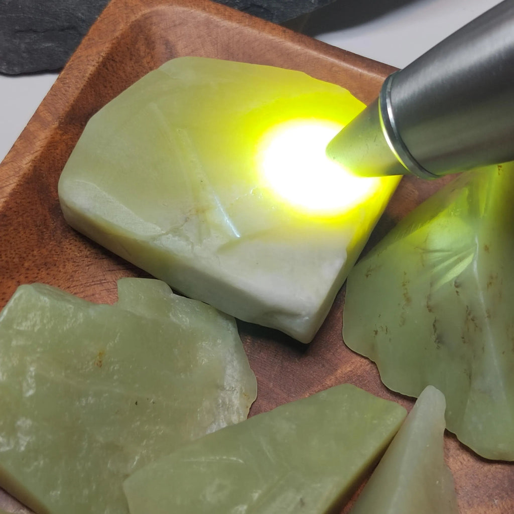 Nephrite Jade Raw Fragments • Huangkou Ice-Yellow with Water Grass Flower Pattern (454g) SL536 SL Precious