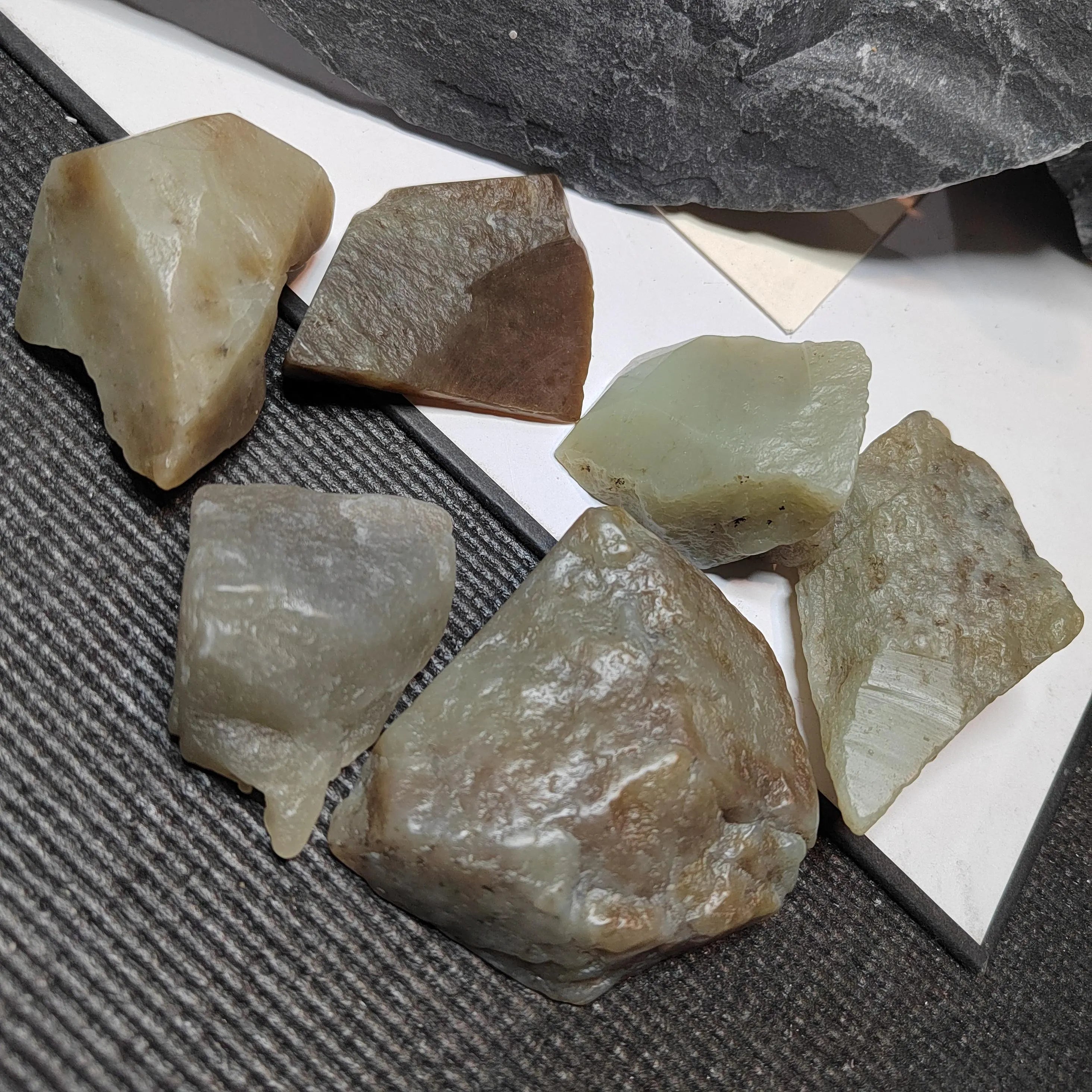 Natural DIY Nephrite Jade Raw Fragments · 443g Sugar Brown Tone | SL541 SL Precious