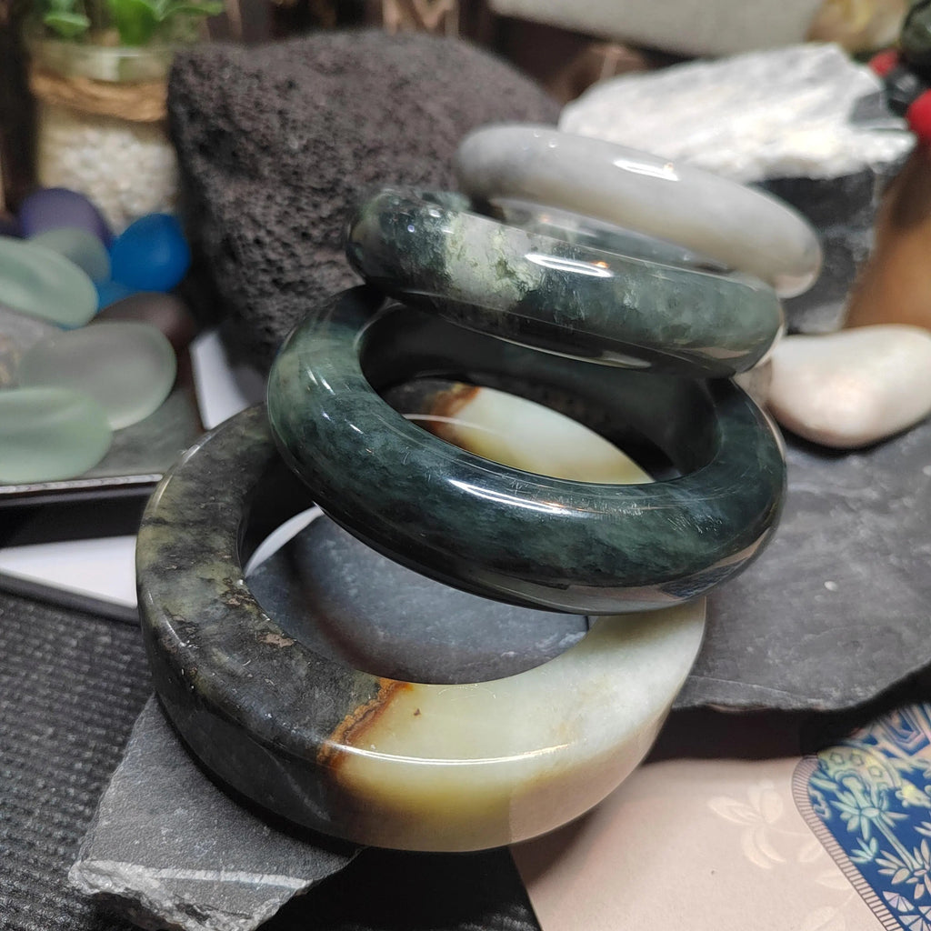 Certified Natural Xiuyan Jade Bangle | White‑Grey Floating Flower (64mm) SL178 SL Precious