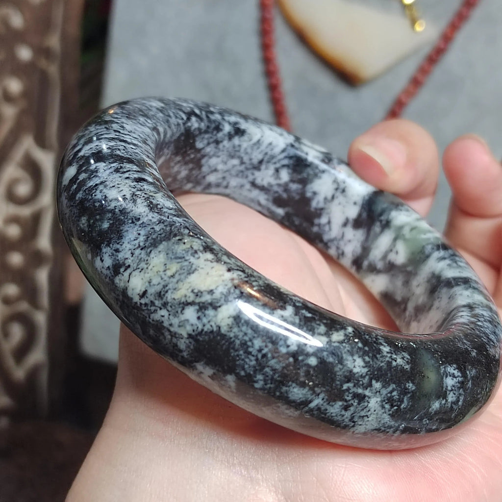 Certified Rare Large Natural Xiuyan Jade Bangle “Ink Cloud Elegance” 59.9mm | SL553 SL Precious