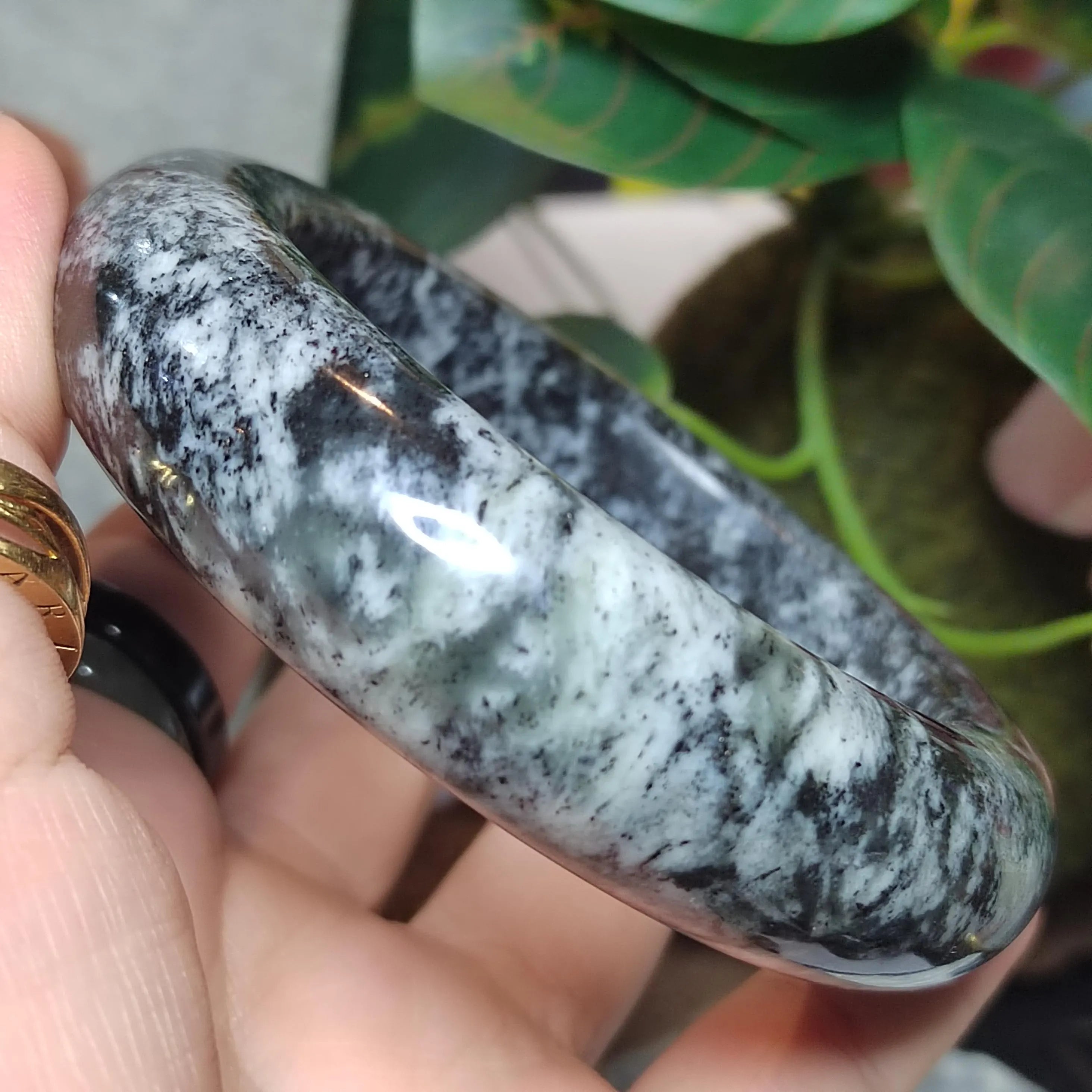 Certified Rare Large Natural Xiuyan Jade Bangle “Ink Cloud Elegance” 59.9mm | SL553 SL Precious