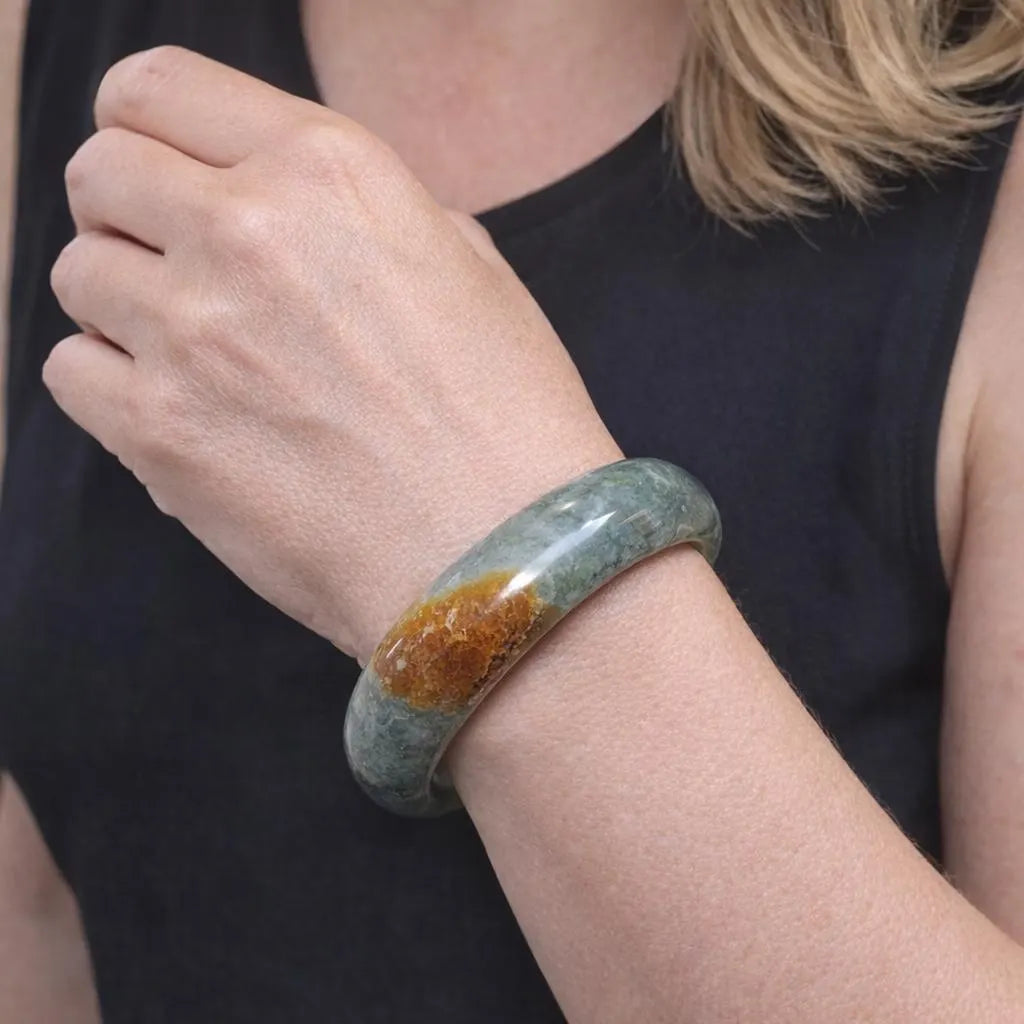 Certified Natural Xiuyan Golden Mark Jade Bangle “Ink & Gold Harmony” 57.5mm | SL554 SL Precious