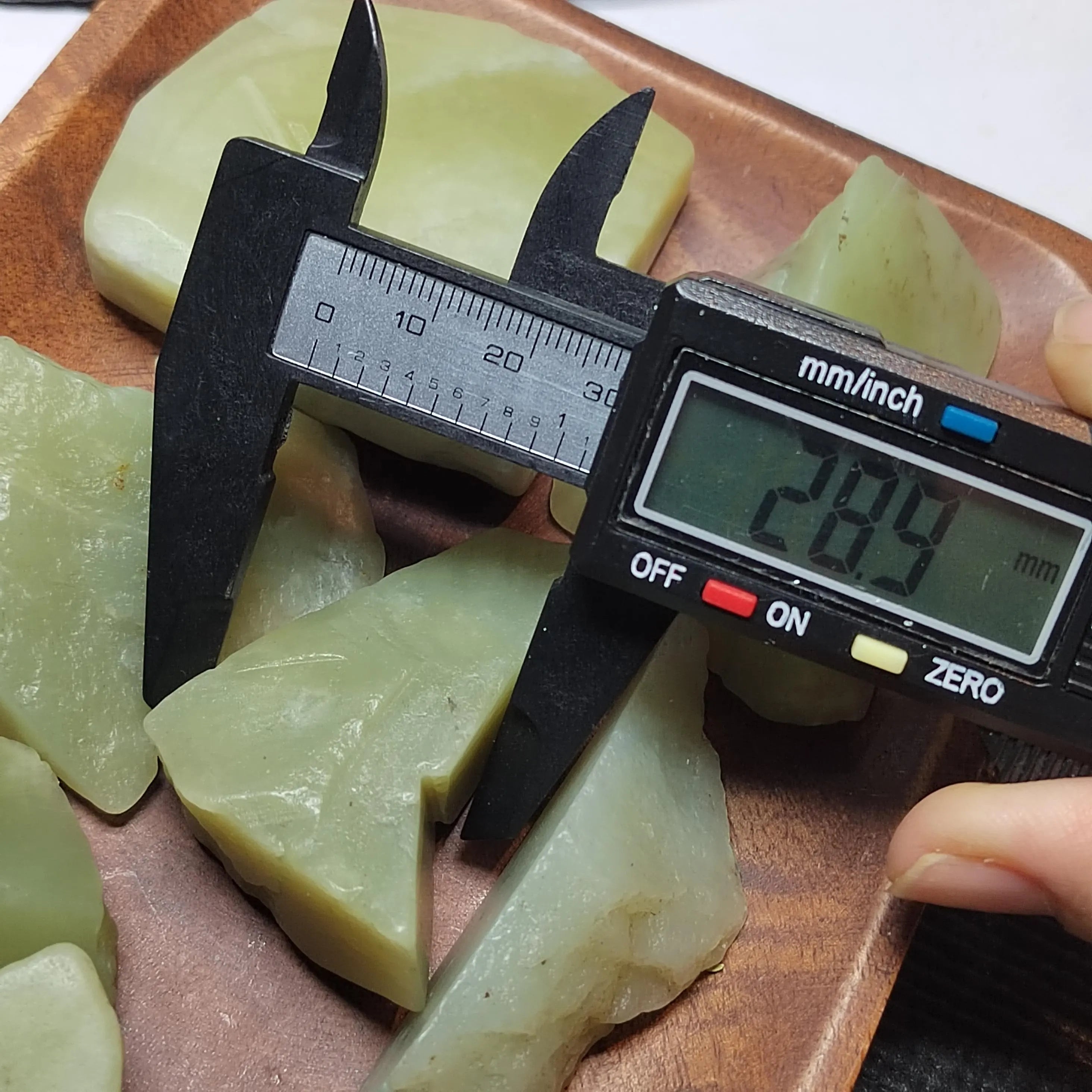 Nephrite Jade Raw Fragments • Huangkou Ice-Yellow with Water Grass Flower Pattern (454g) SL536 SL Precious
