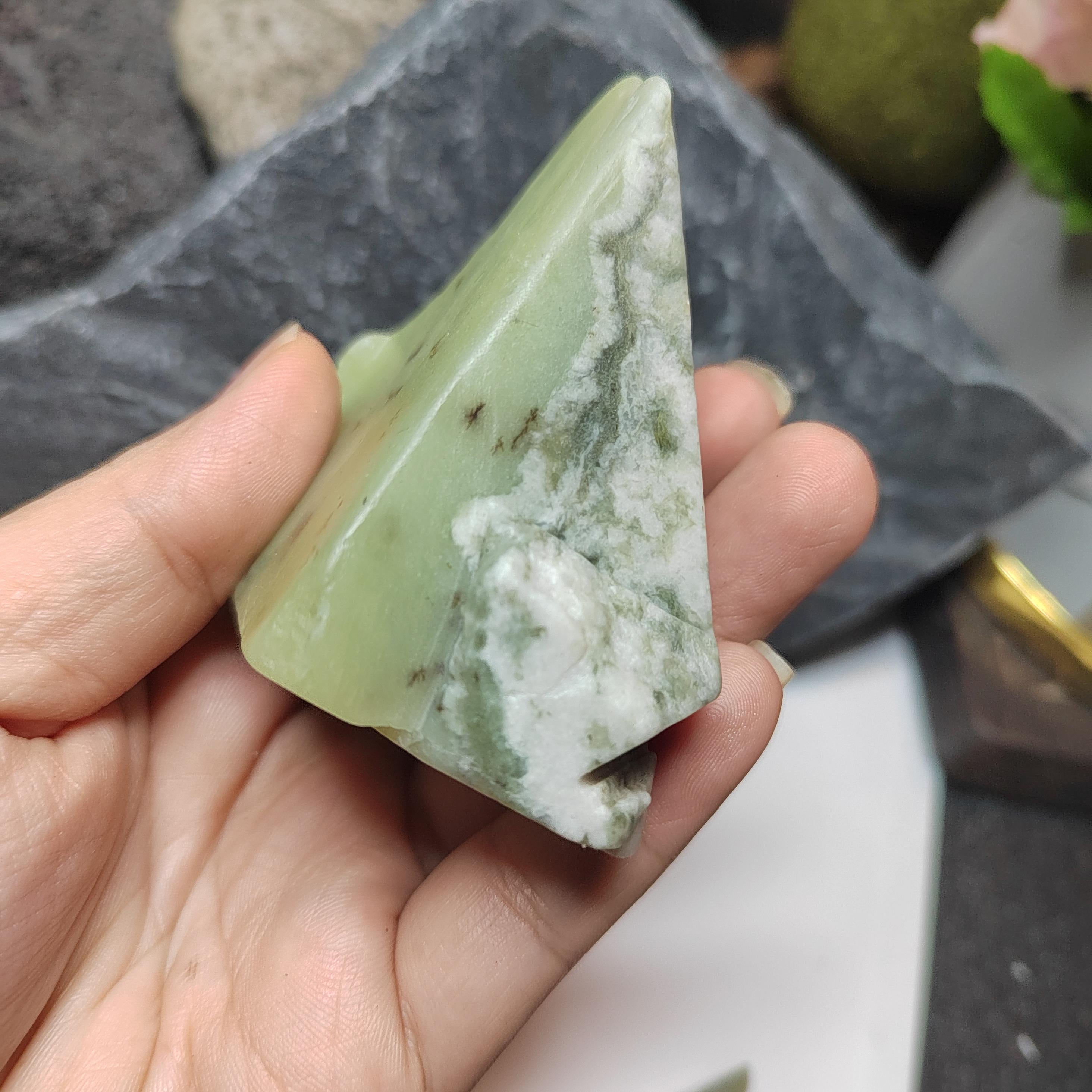 Nephrite Jade Raw Fragments • Huangkou Ice Yellow, Water Grass Flower Pattern 453g SL537 SL Precious