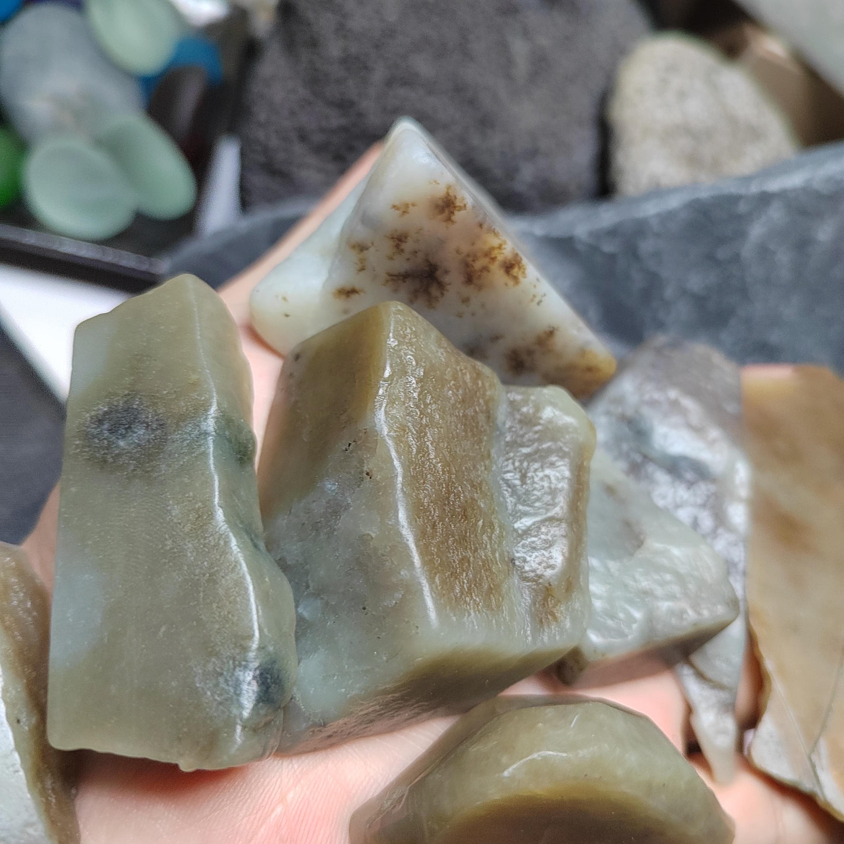 Natural DIY Nephrite Jade Raw Fragments · 476g Sugar Brown with Shuicao 花 Pattern | SL539 SL Precious