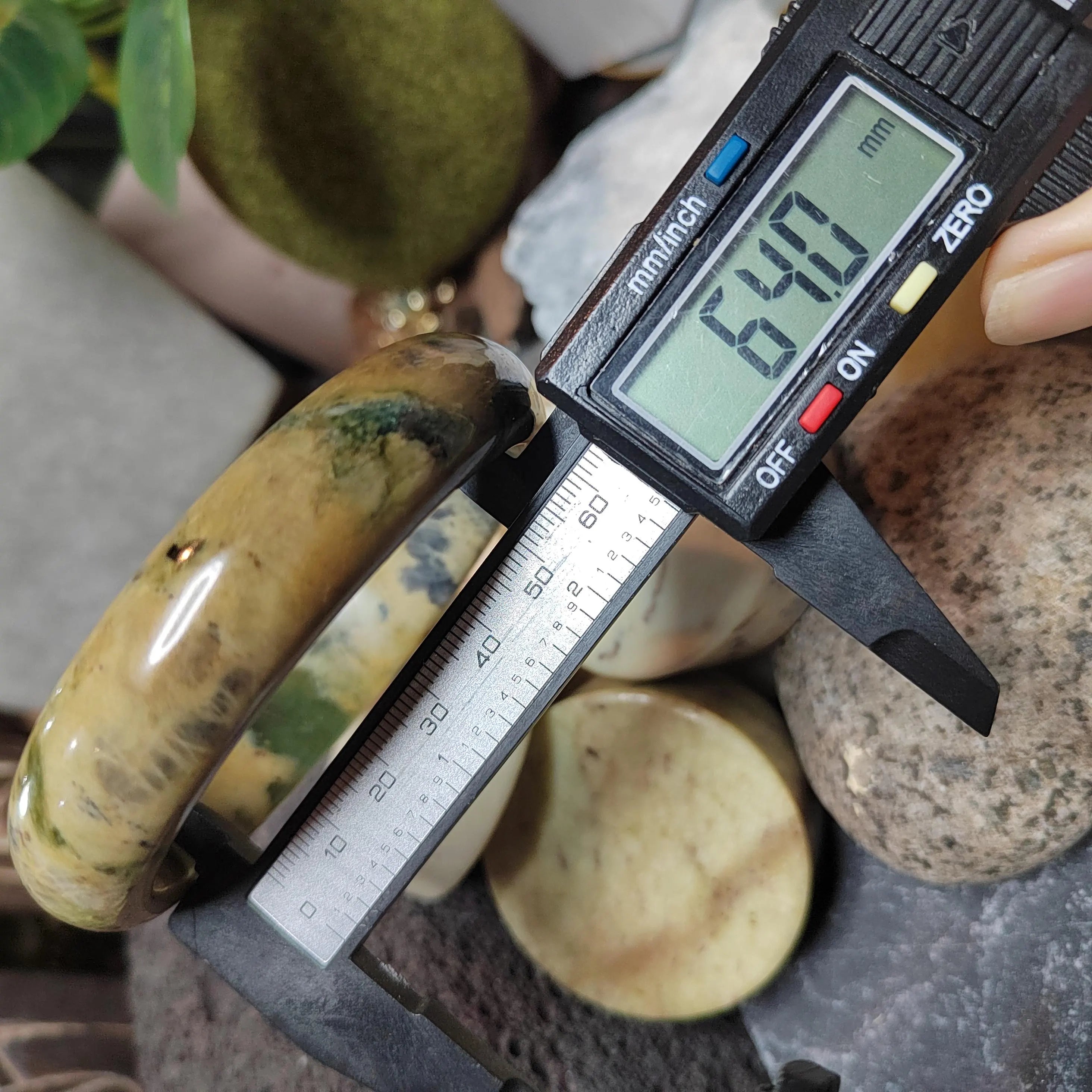 Certified Natural Xiuyan Jade Bangle “Tiger-Stripe Harmony” | Inner 64mm SL563 SL Precious