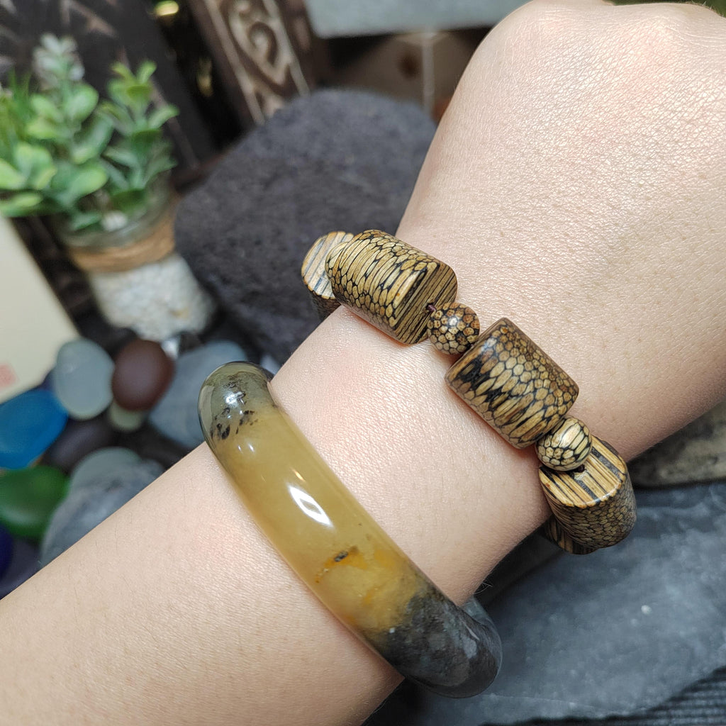 Certified Natural Xiuyan Jade Bangle “Ink & Amber Fortune” | Inner 64.8mm SL564 SL Precious