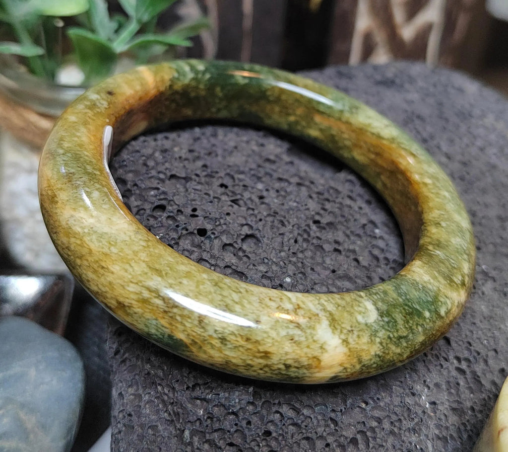 Certified Natural Xiuyan Jade Bangle “Celestial Clouds” | Inner 58.3 mm SL566 SL Precious