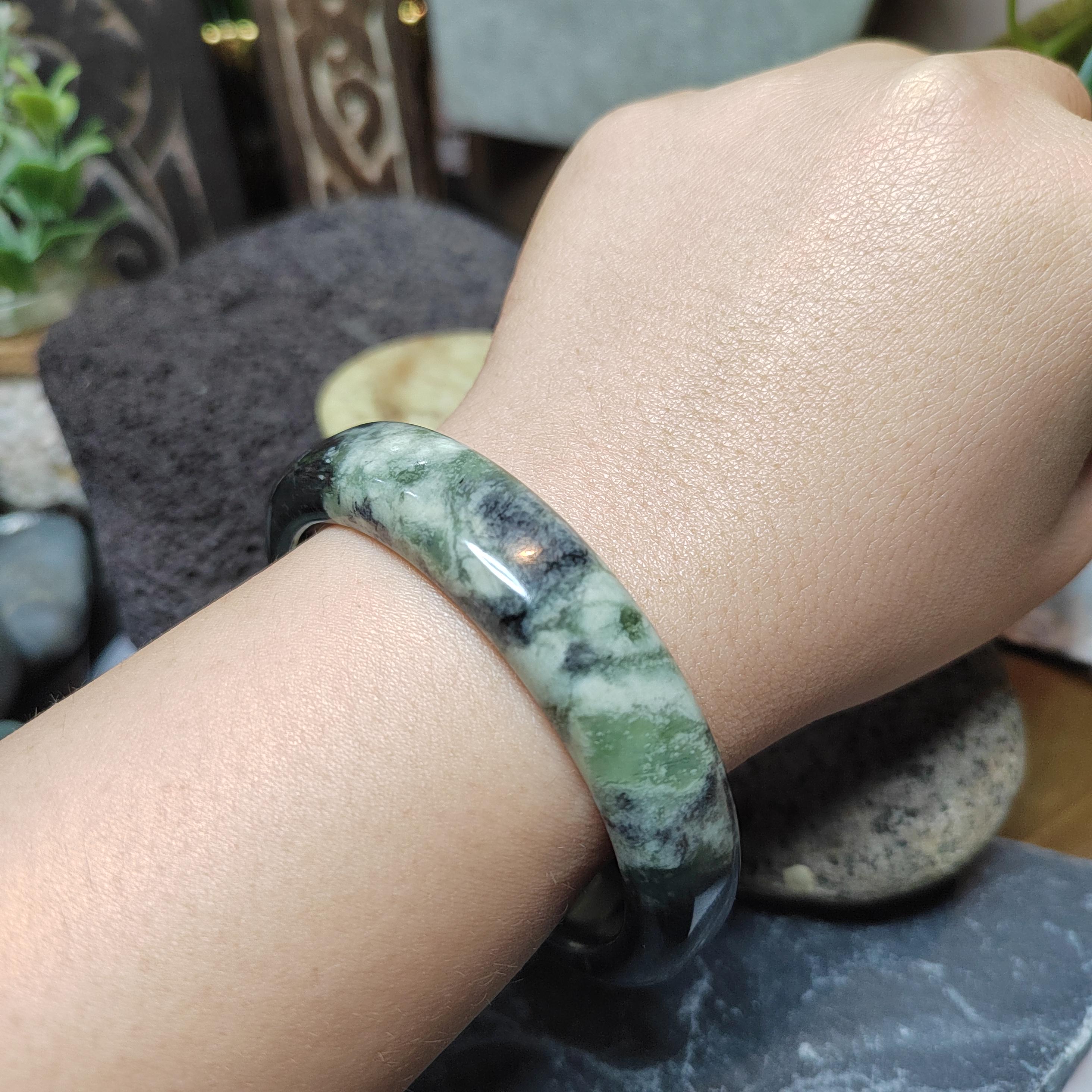Collector’s Grade Xiuyan Jade Bangle “Cloud Veil Horizon” | 61.4 mm SL570 SL Precious
