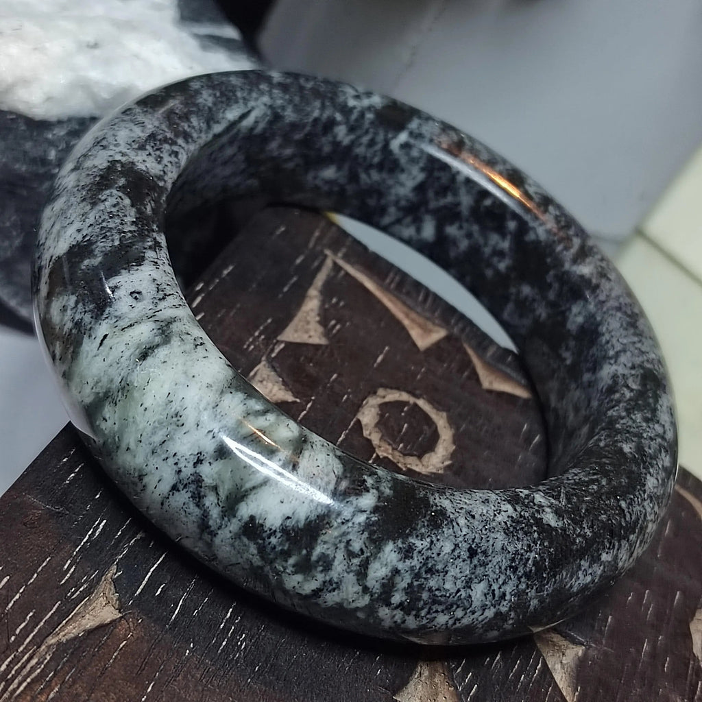 Certified Rare Large Natural Xiuyan Jade Bangle “Ink Cloud Elegance” 59.9mm | SL553 SL Precious