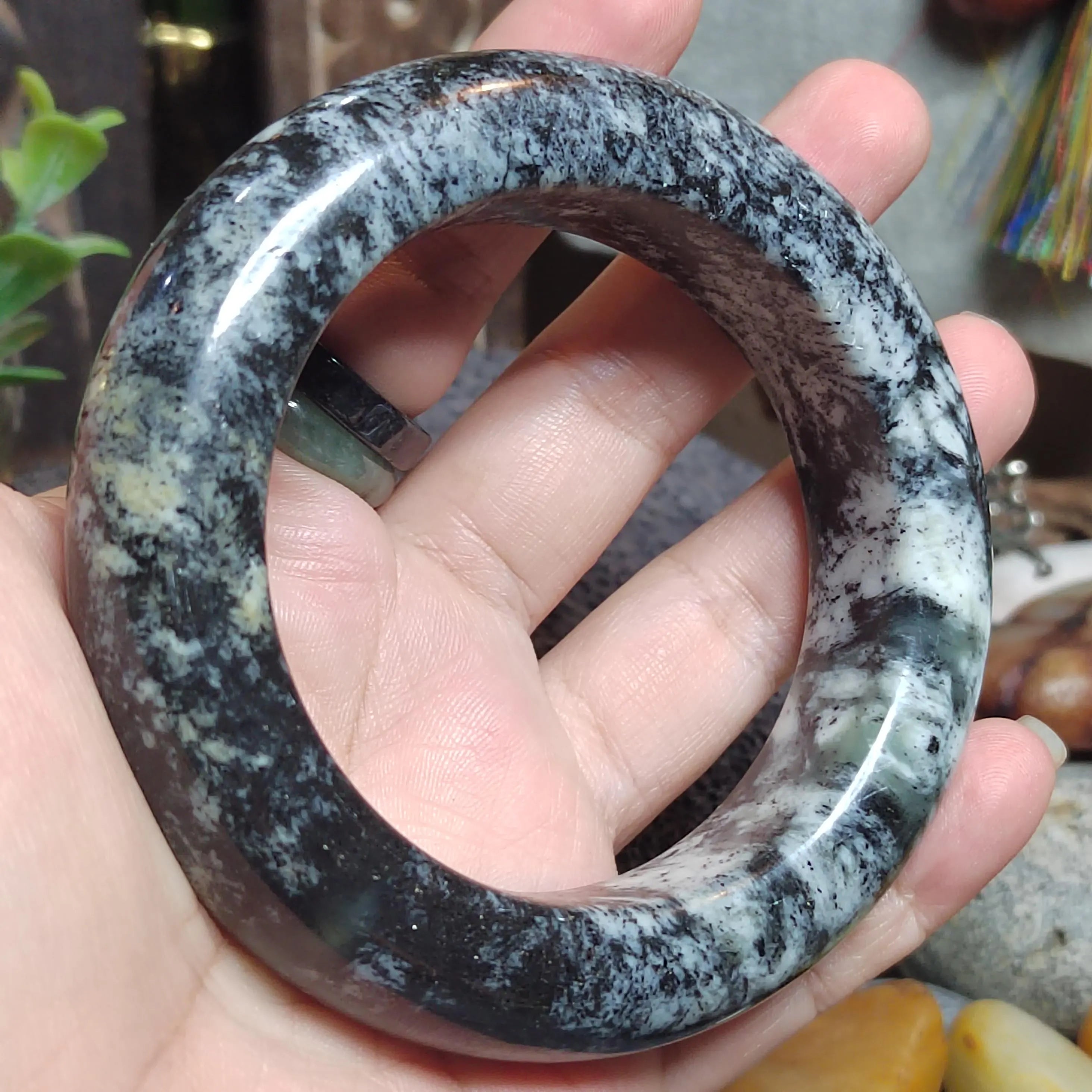 Certified Rare Large Natural Xiuyan Jade Bangle “Ink Cloud Elegance” 59.9mm | SL553 SL Precious