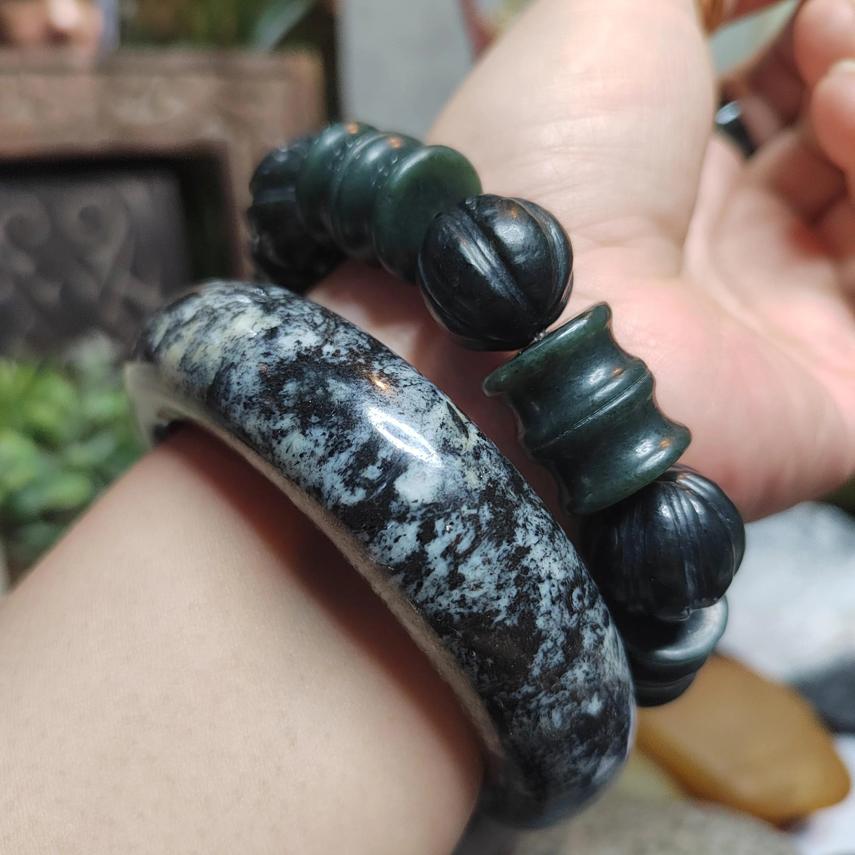 Certified Rare Large Natural Xiuyan Jade Bangle “Ink Cloud Elegance” 59.9mm | SL553 SL Precious