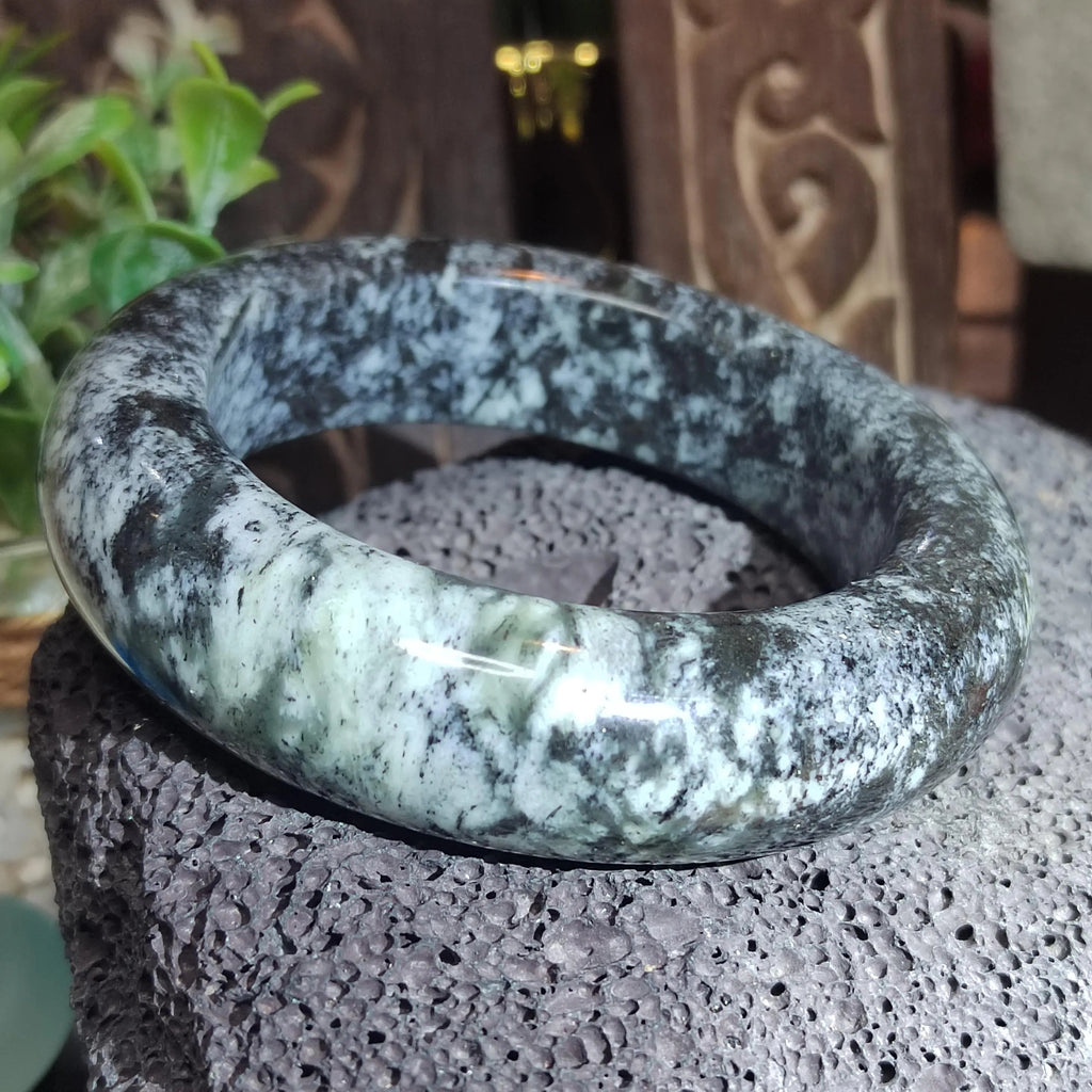 Certified Rare Large Natural Xiuyan Jade Bangle “Ink Cloud Elegance” 59.9mm | SL553 SL Precious