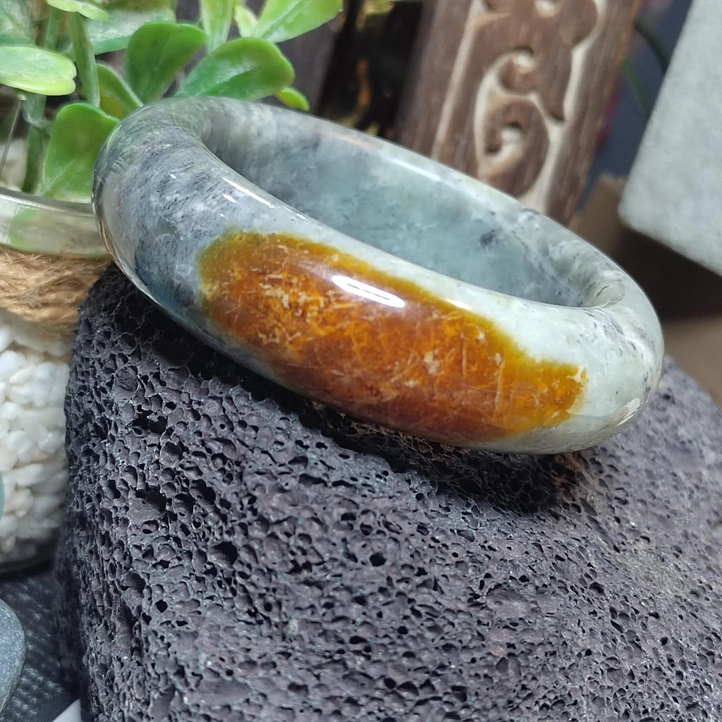 Certified Natural Xiuyan Golden Mark Jade Bangle “Ink & Gold Harmony” 57.5mm | SL554 SL Precious