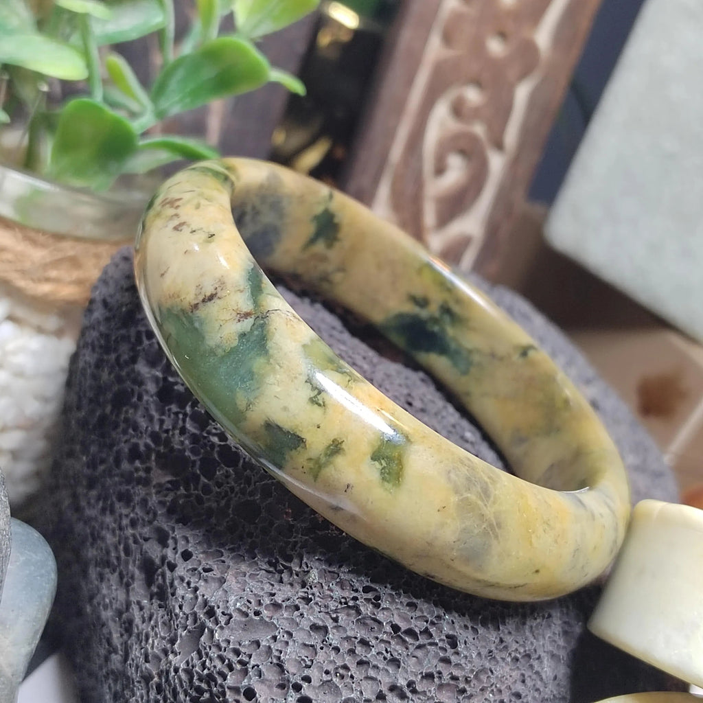 Certified Natural Xiuyan Jade Bangle “Tiger-Stripe Harmony” | Inner 64mm SL563 SL Precious